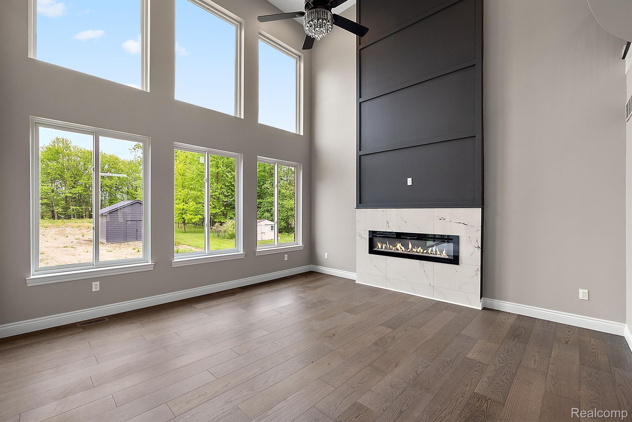 39830 DEQUINDRE Road