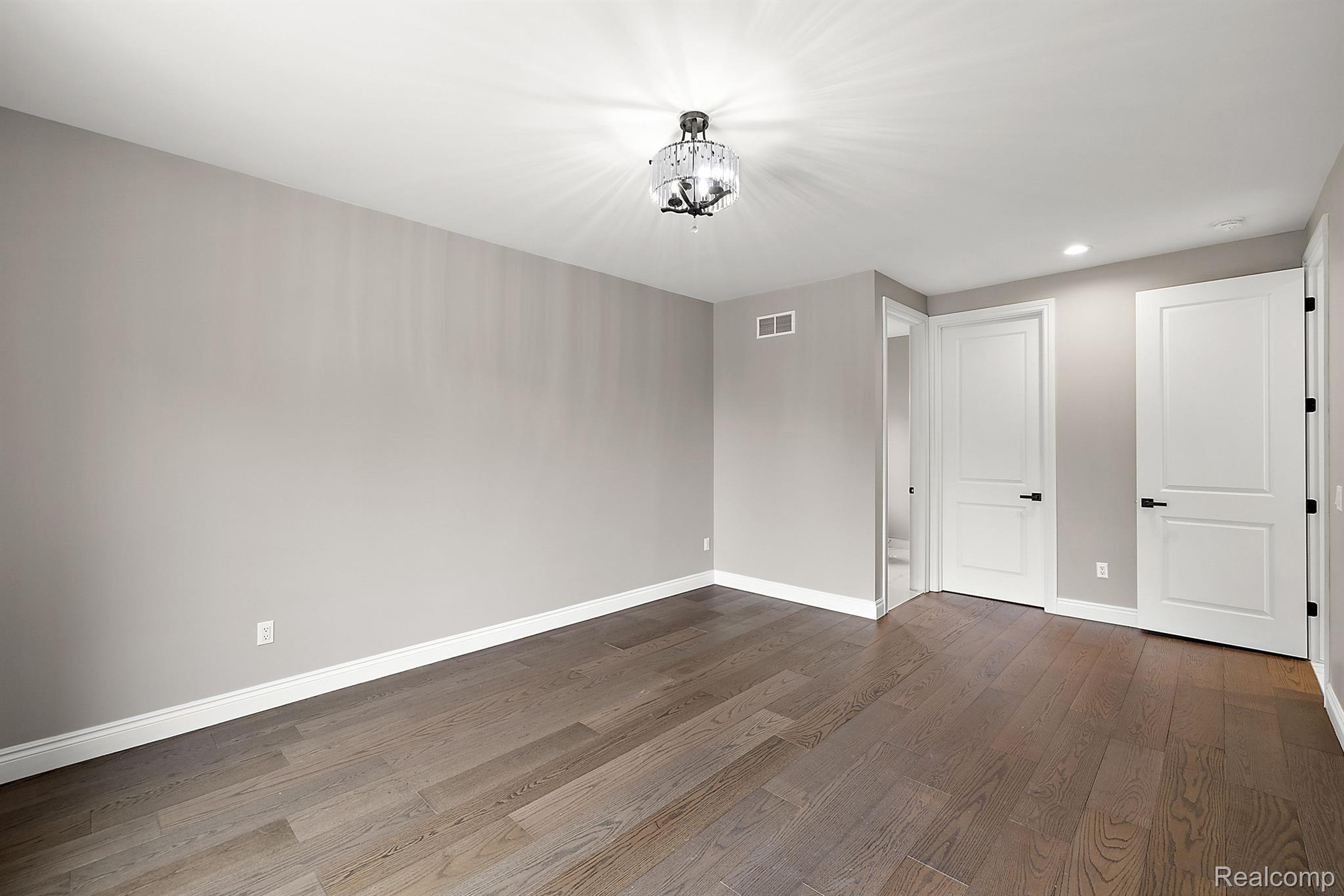 39830 DEQUINDRE Road