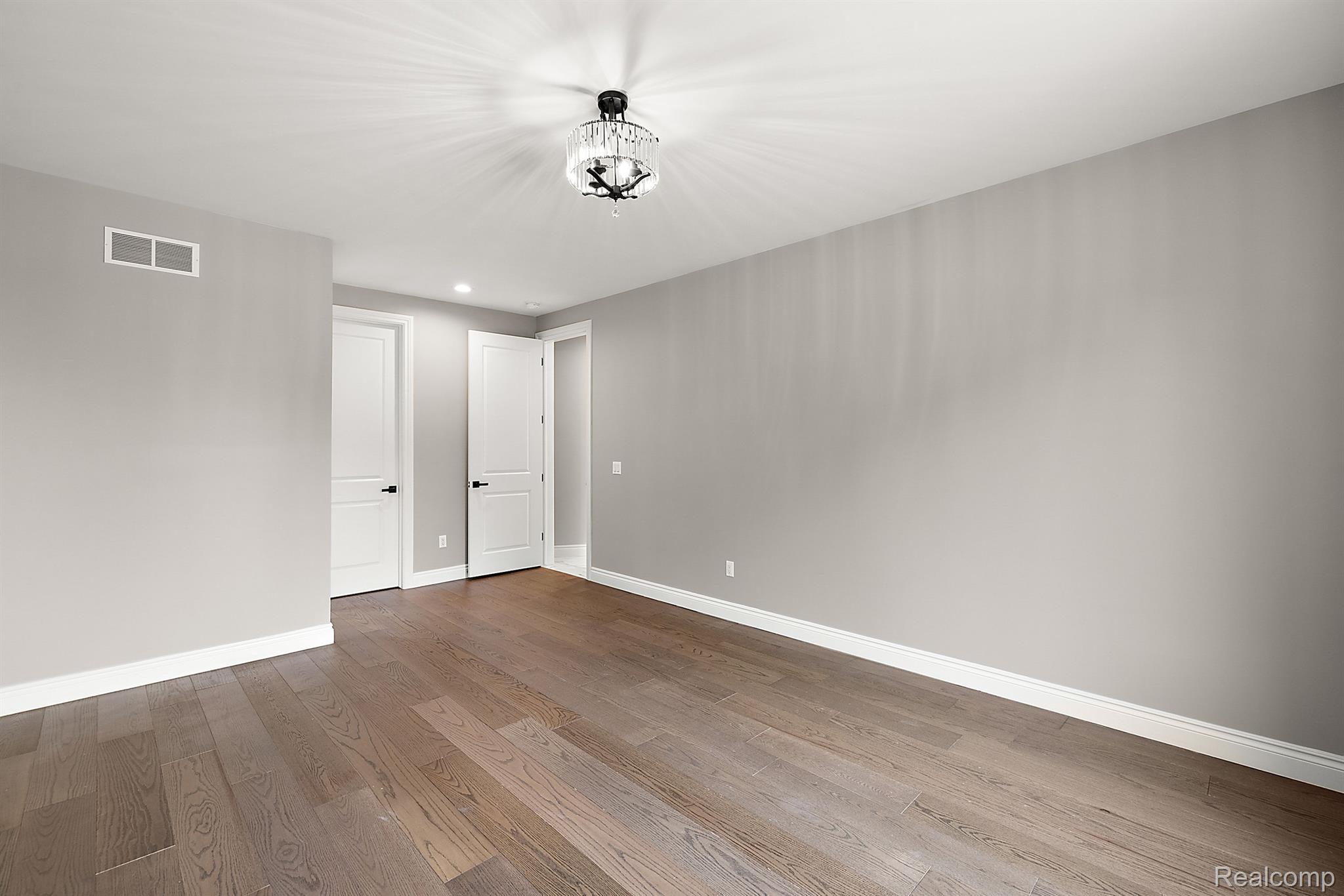 39830 DEQUINDRE Road