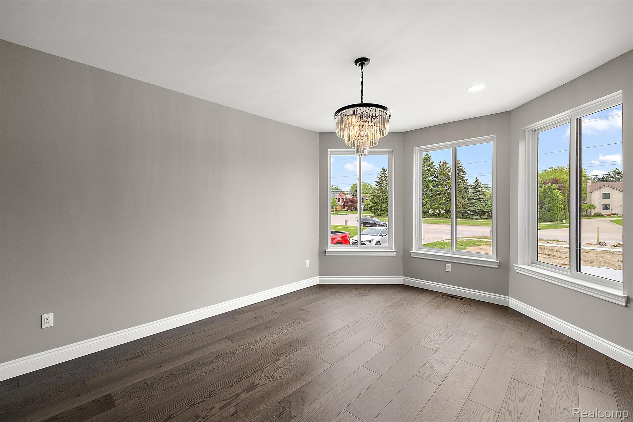 39830 DEQUINDRE Road