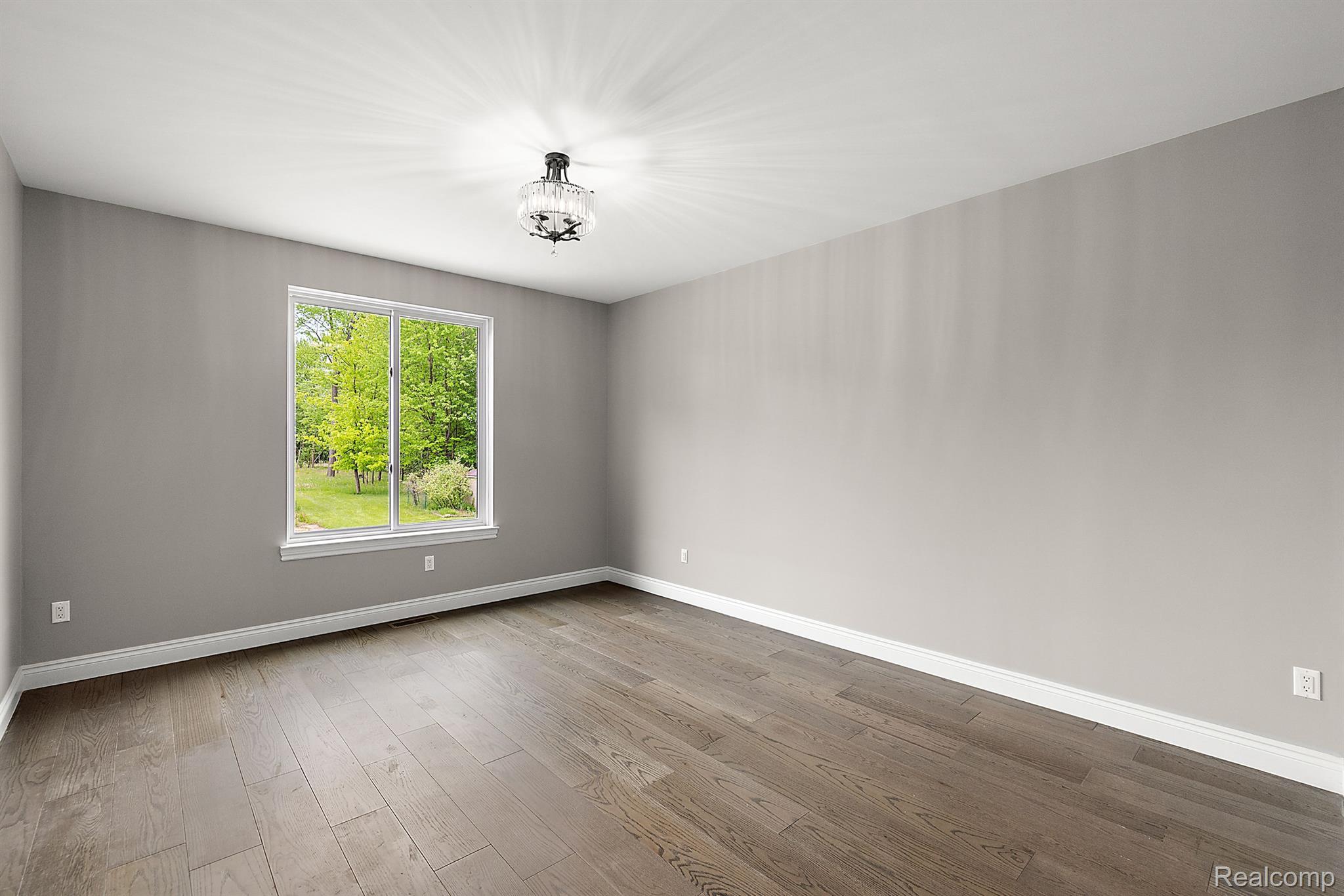 39830 DEQUINDRE Road