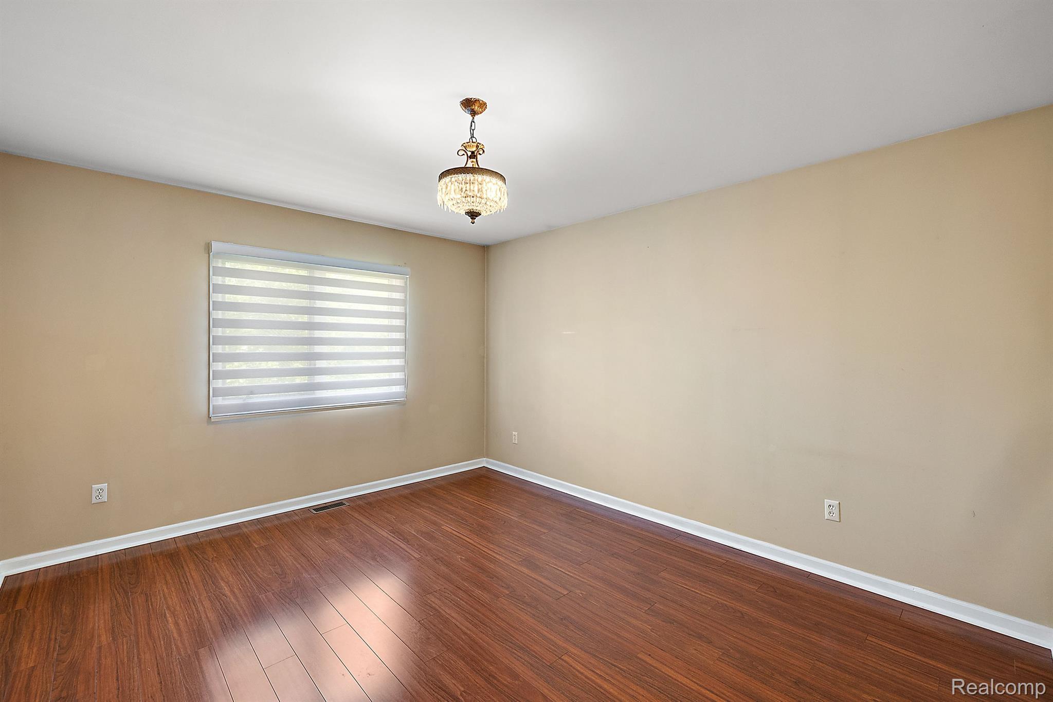 51407 MIDLAND Circle