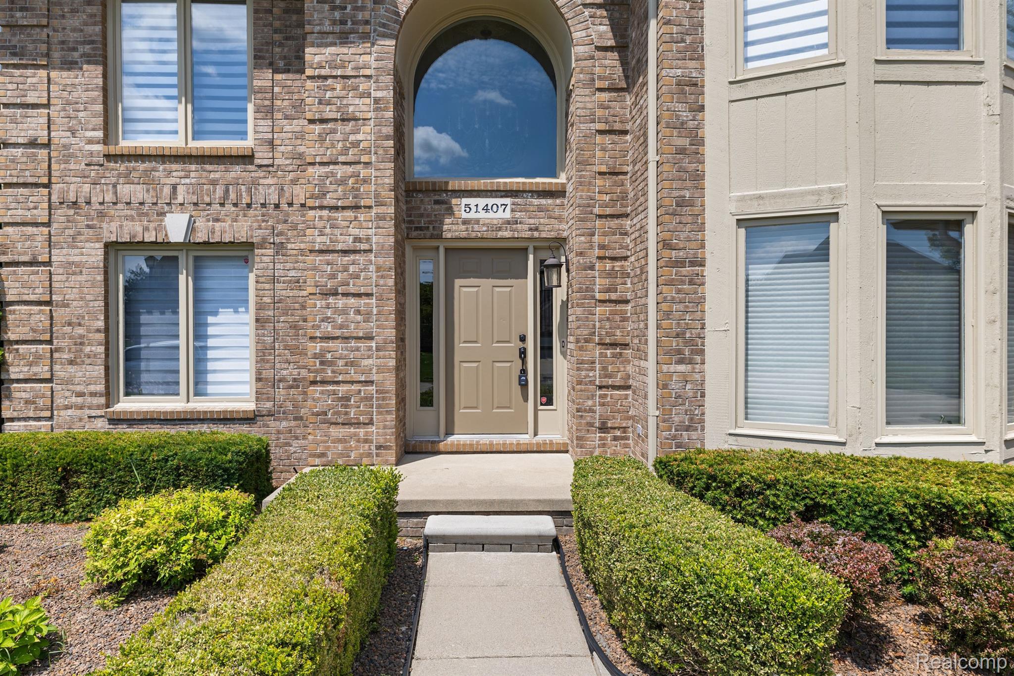 51407 MIDLAND Circle