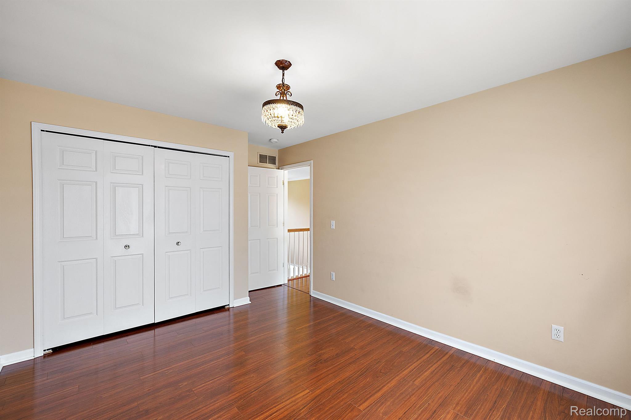 51407 MIDLAND Circle