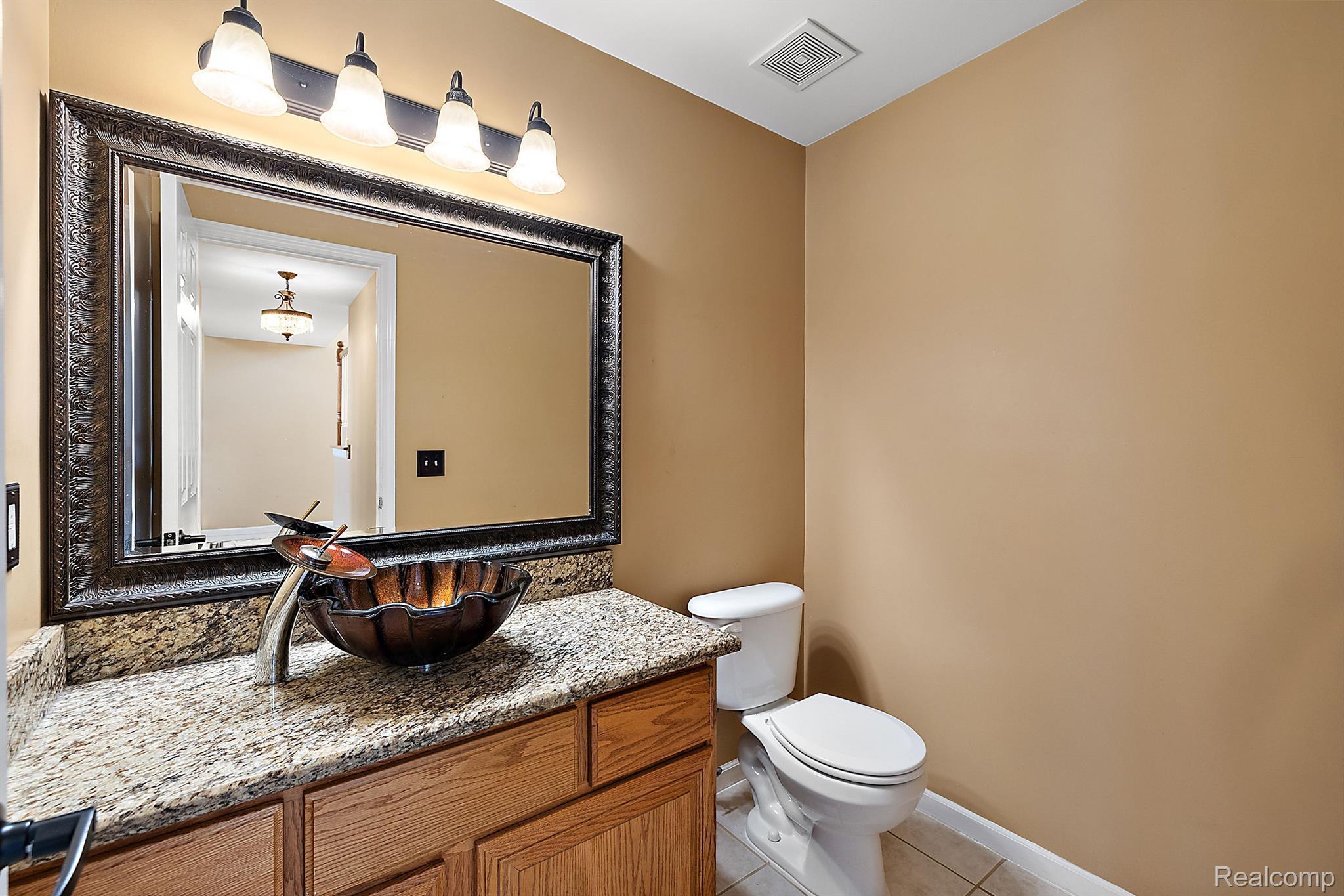 51407 MIDLAND Circle