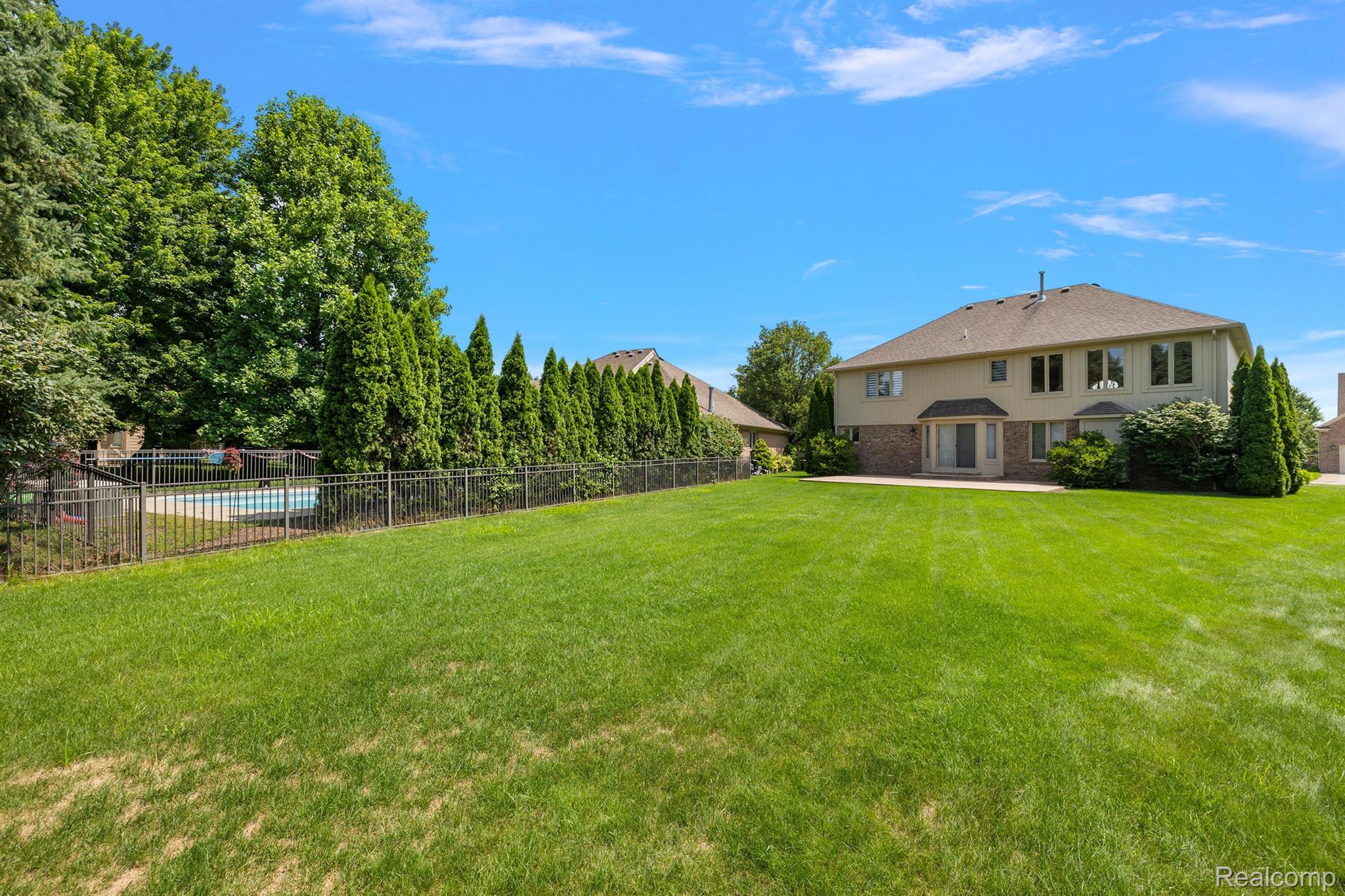 51407 MIDLAND Circle