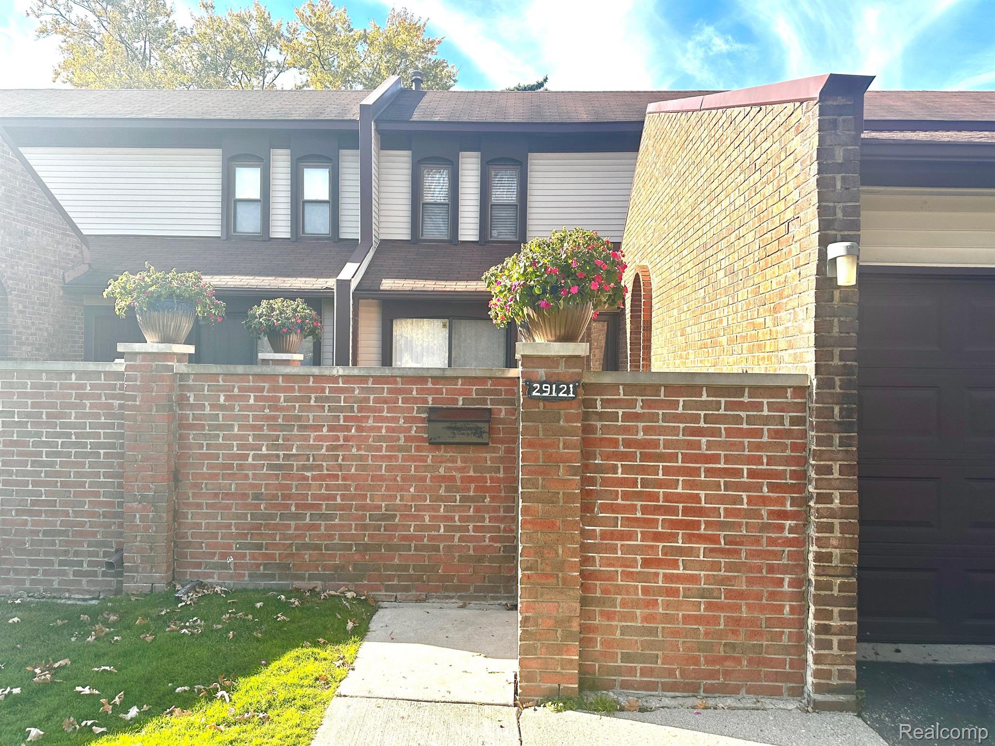 29121 VILLAGE Road 7