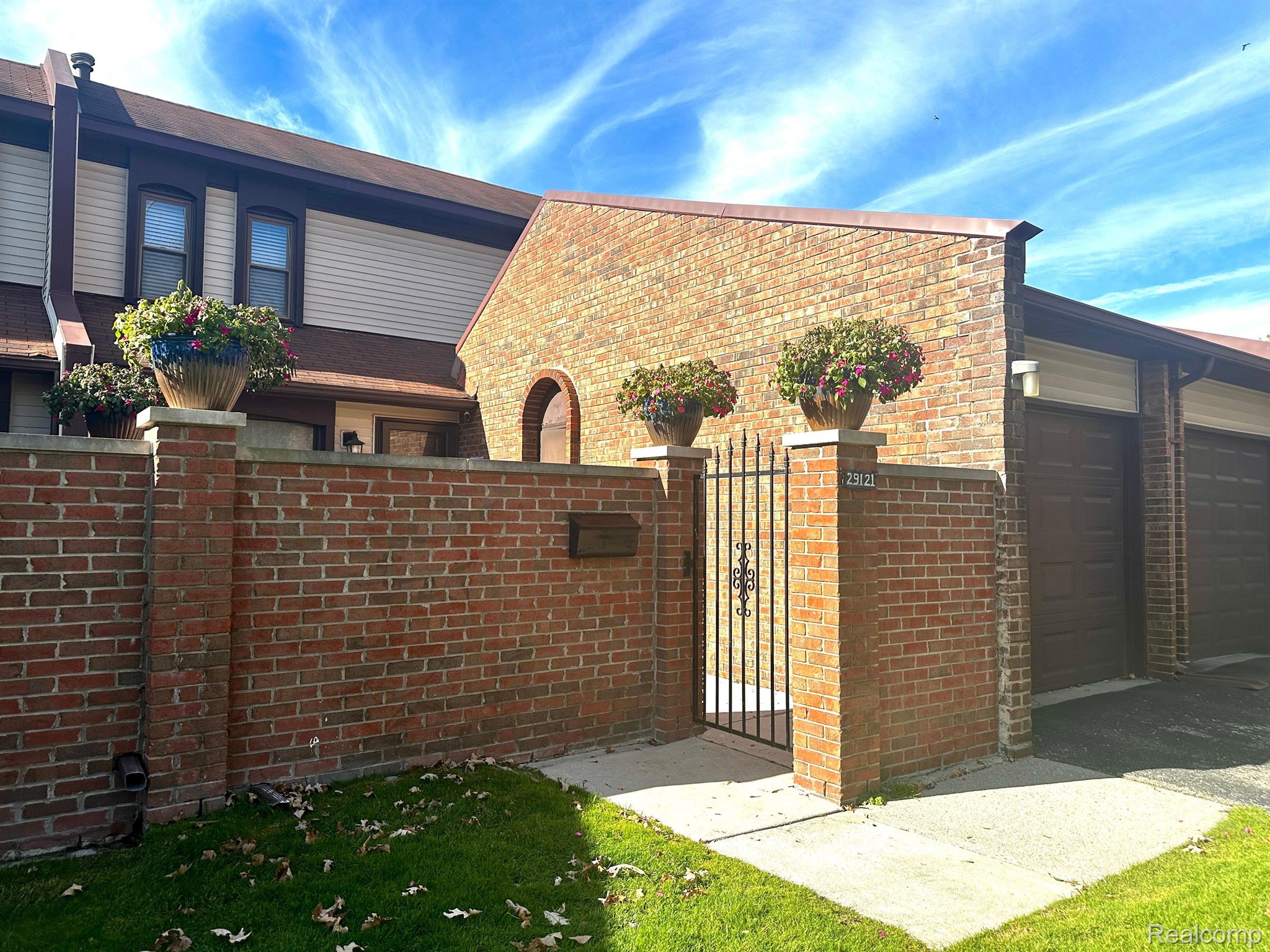 29121 VILLAGE Road 7