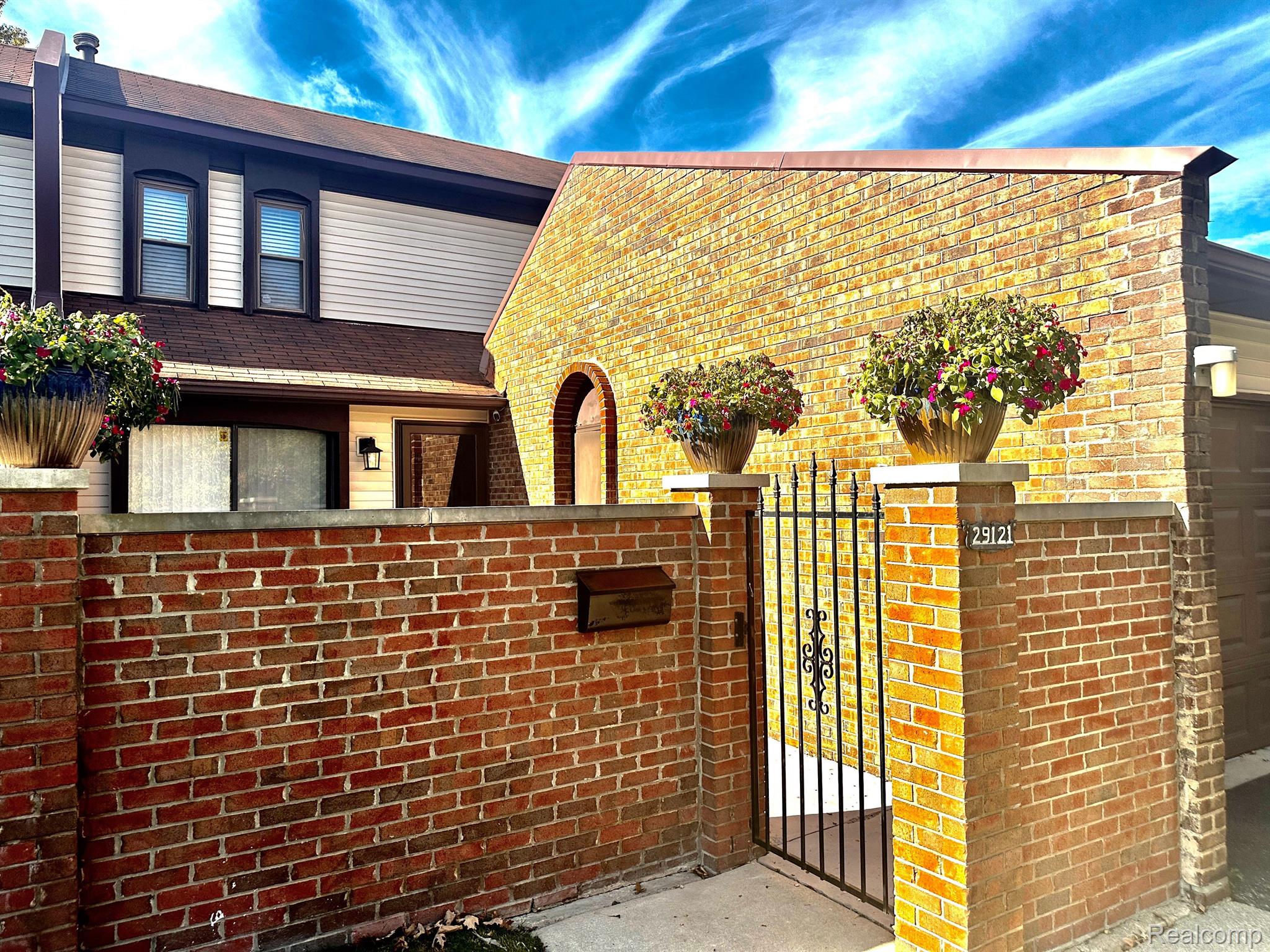 29121 VILLAGE Road 7