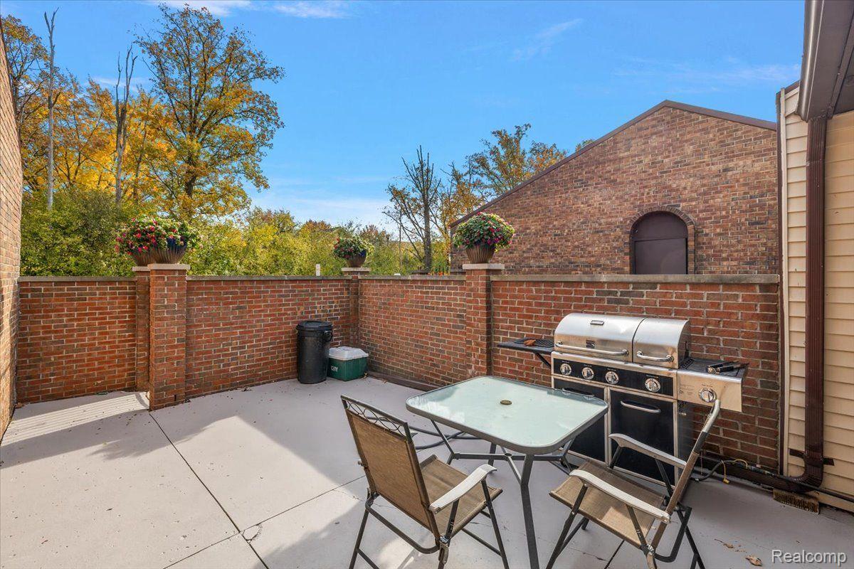 29121 VILLAGE Road 7