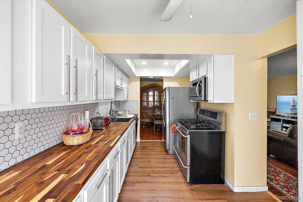29121 VILLAGE Road 7