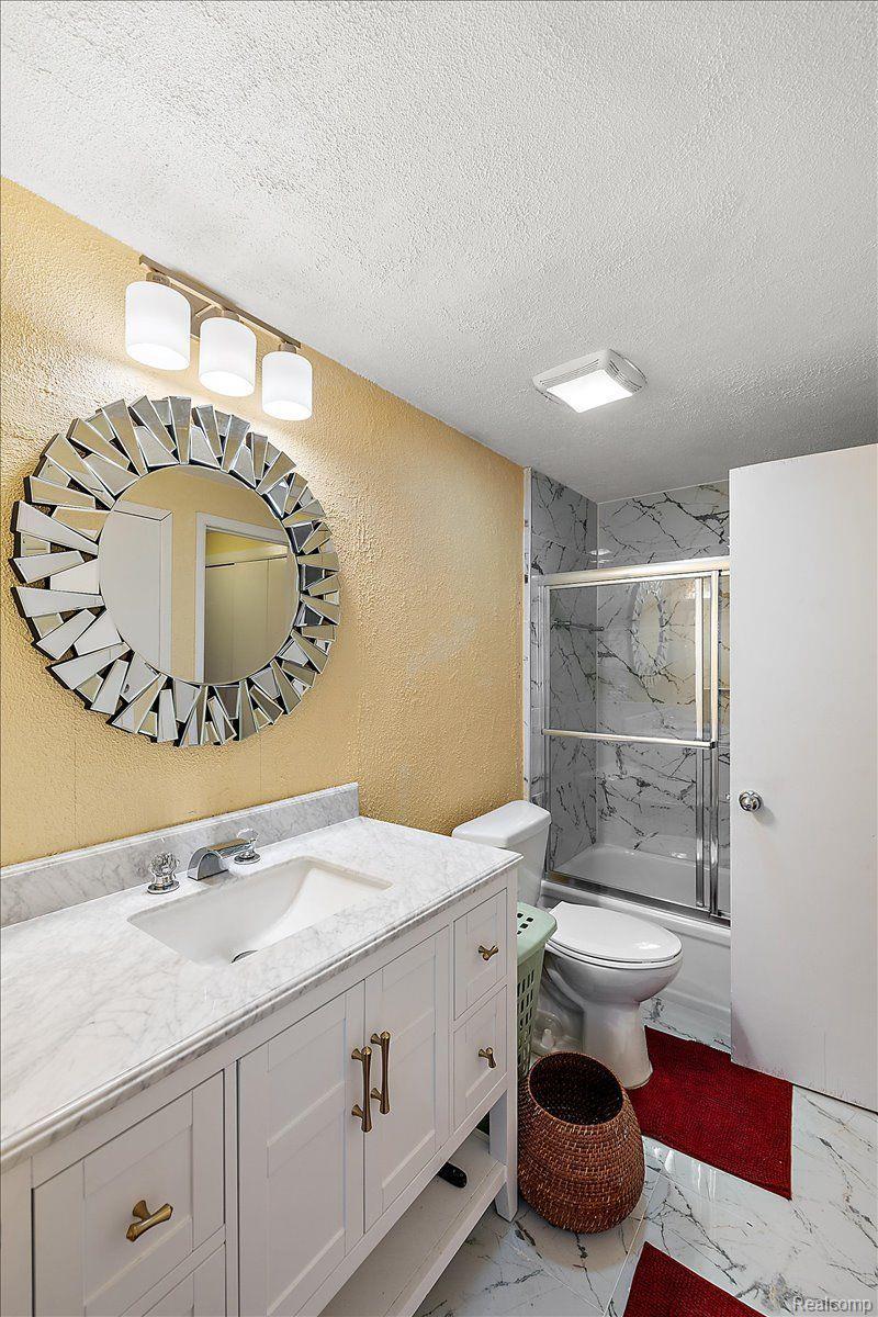 29121 VILLAGE Road 7