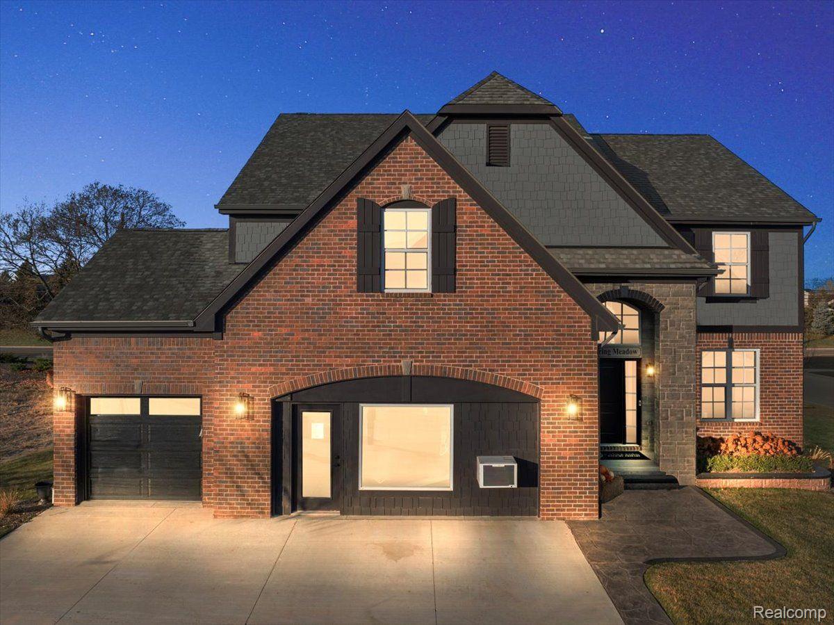 4044 Blossom Drive