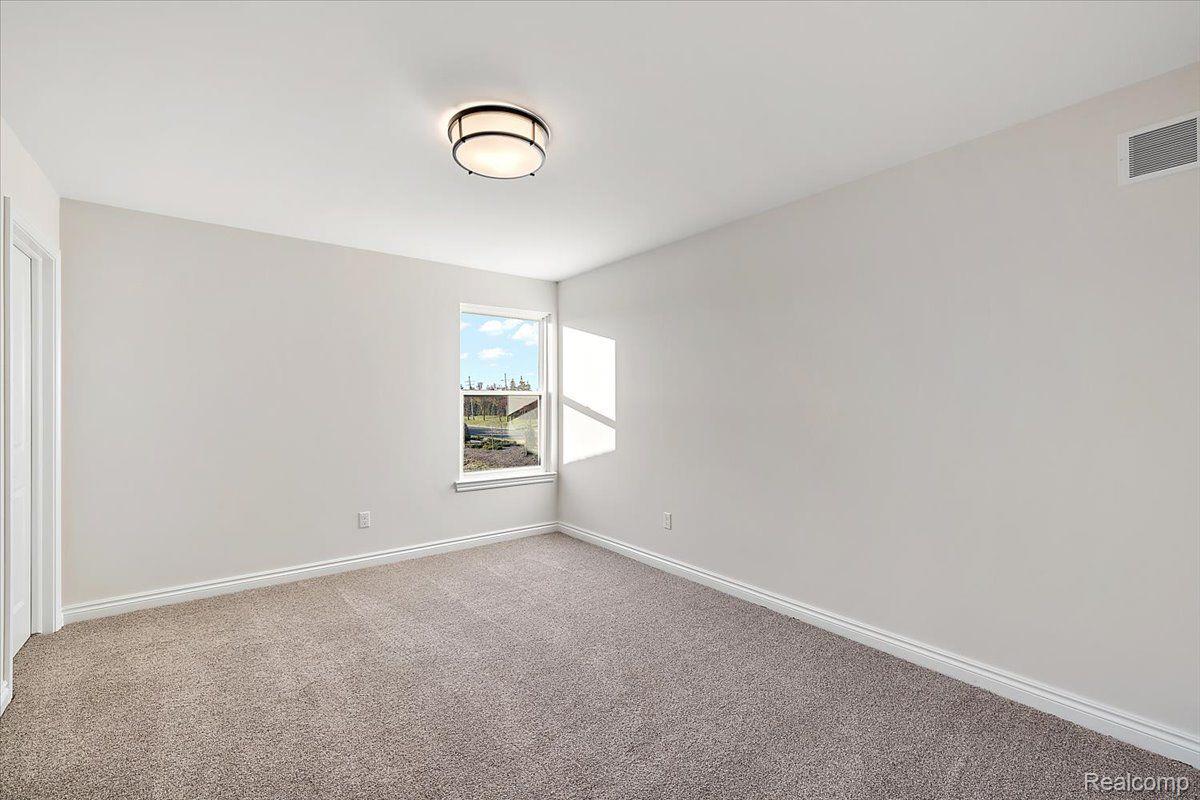 4044 Blossom Drive
