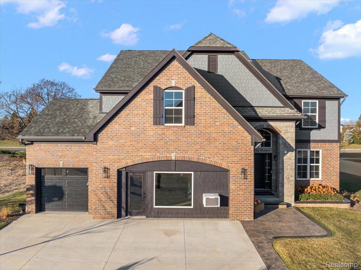 4044 Blossom Drive