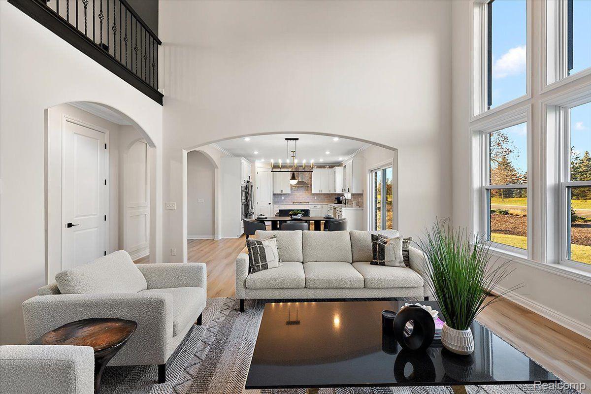 4044 Blossom Drive