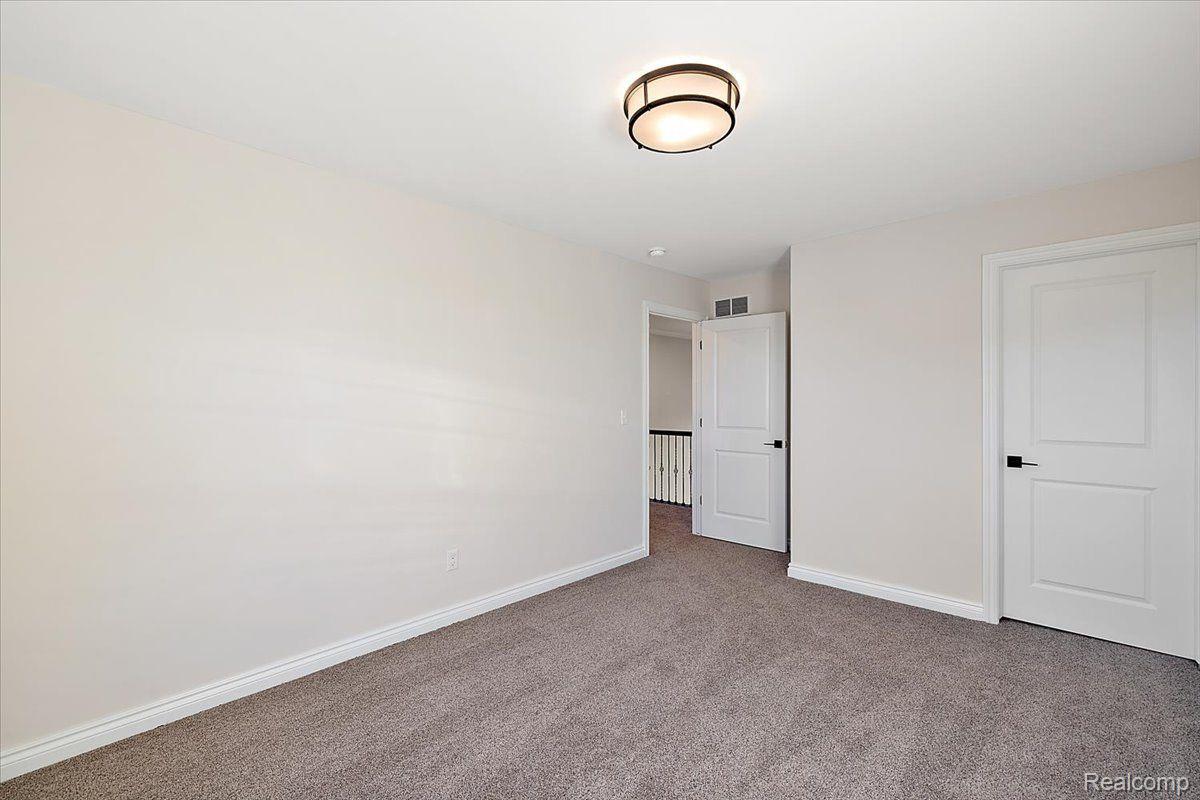 4044 Blossom Drive