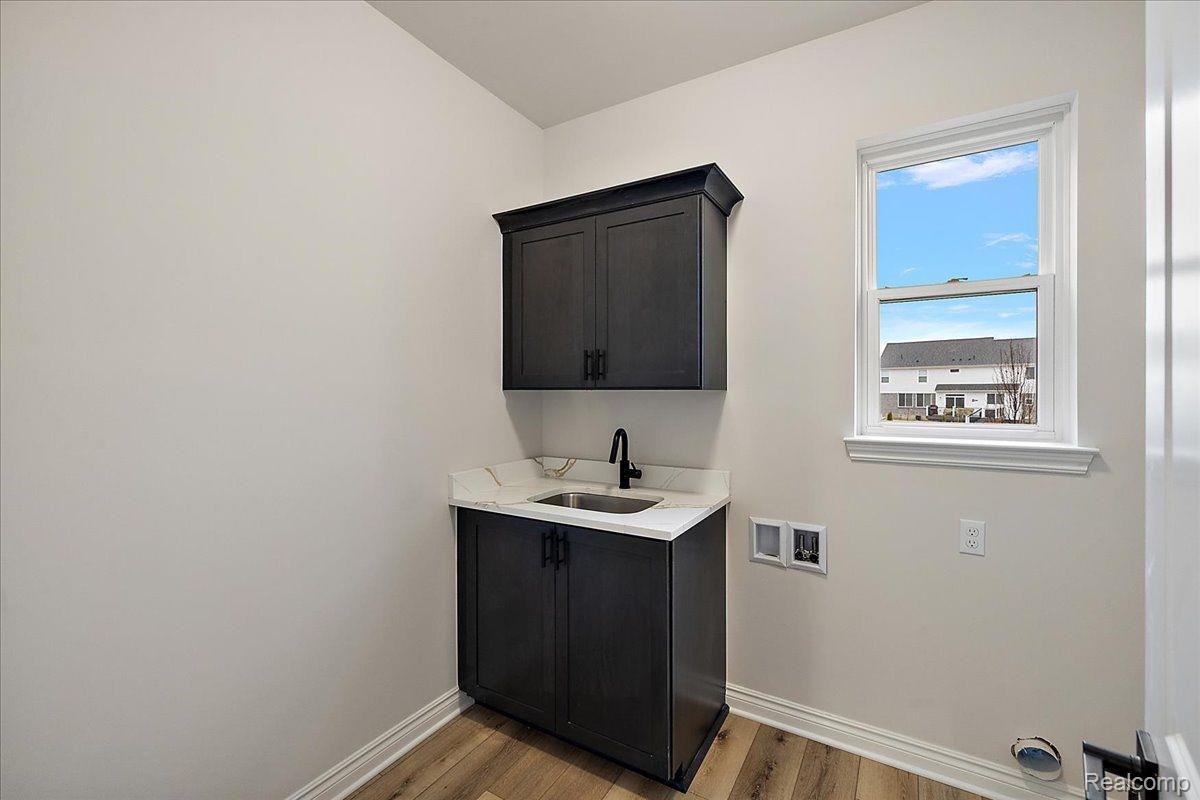 51568 VALLEY VIEW Court