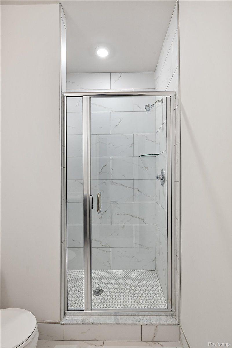 51568 VALLEY VIEW Court