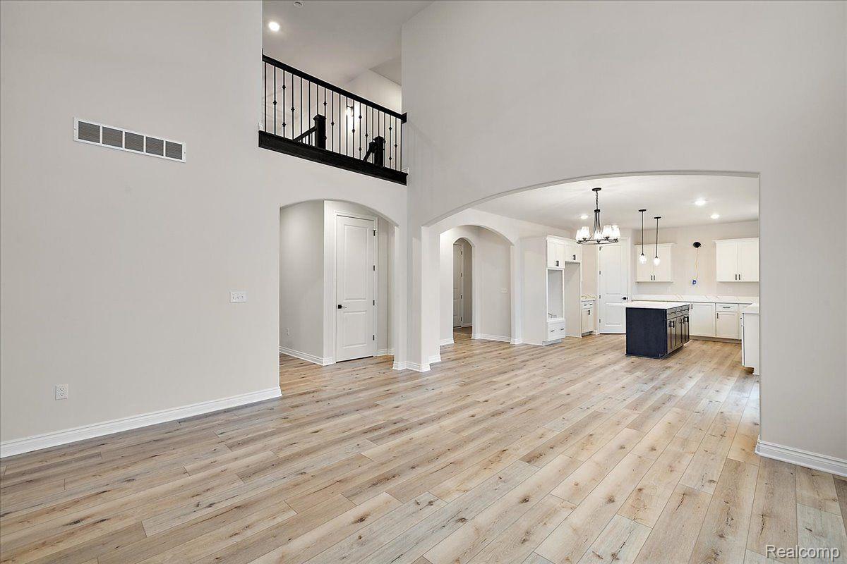 51568 VALLEY VIEW Court