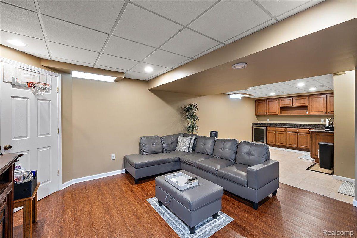 55188 NILE Way