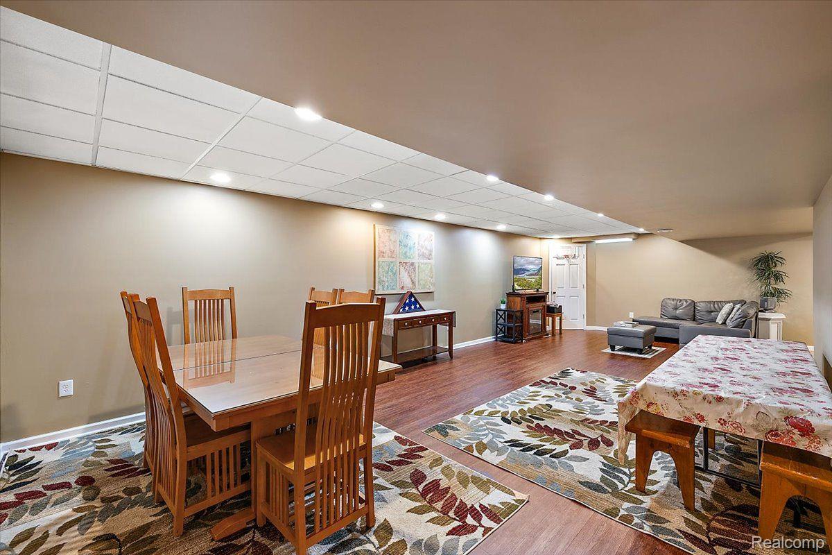 55188 NILE Way