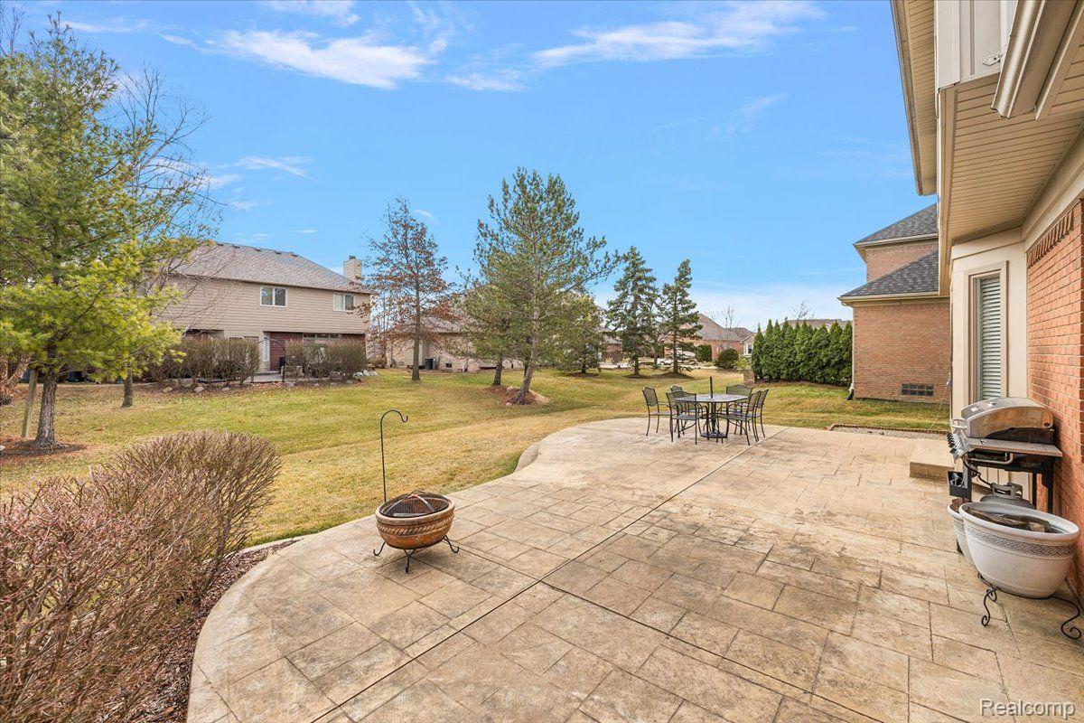 55188 NILE Way