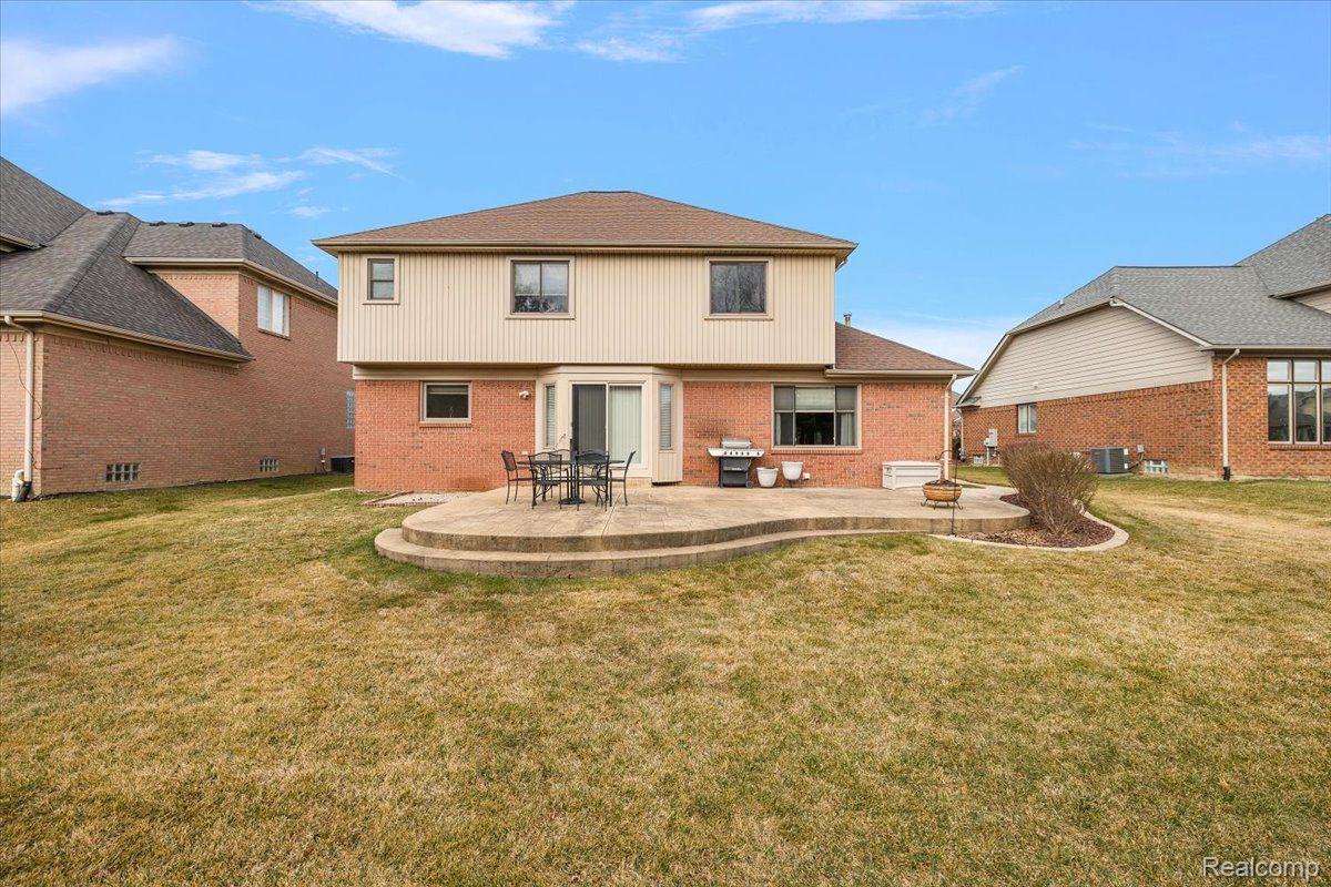 55188 NILE Way