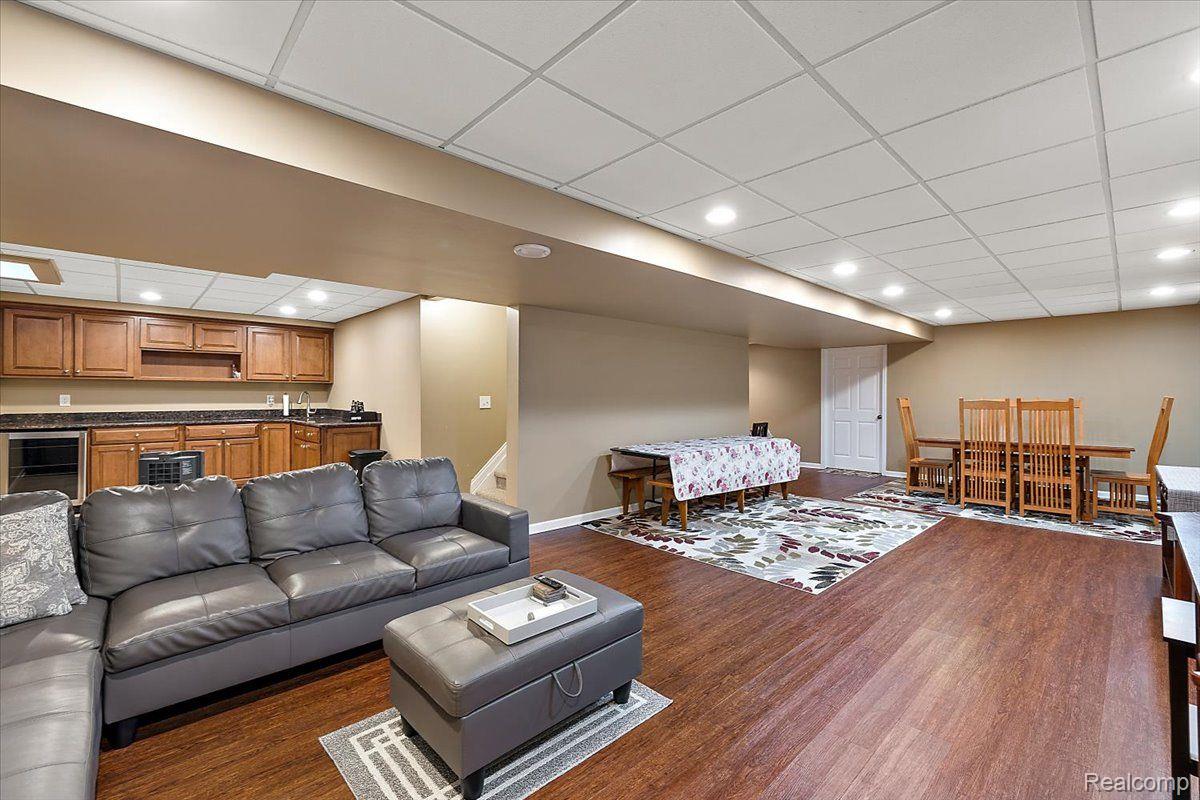 55188 NILE Way