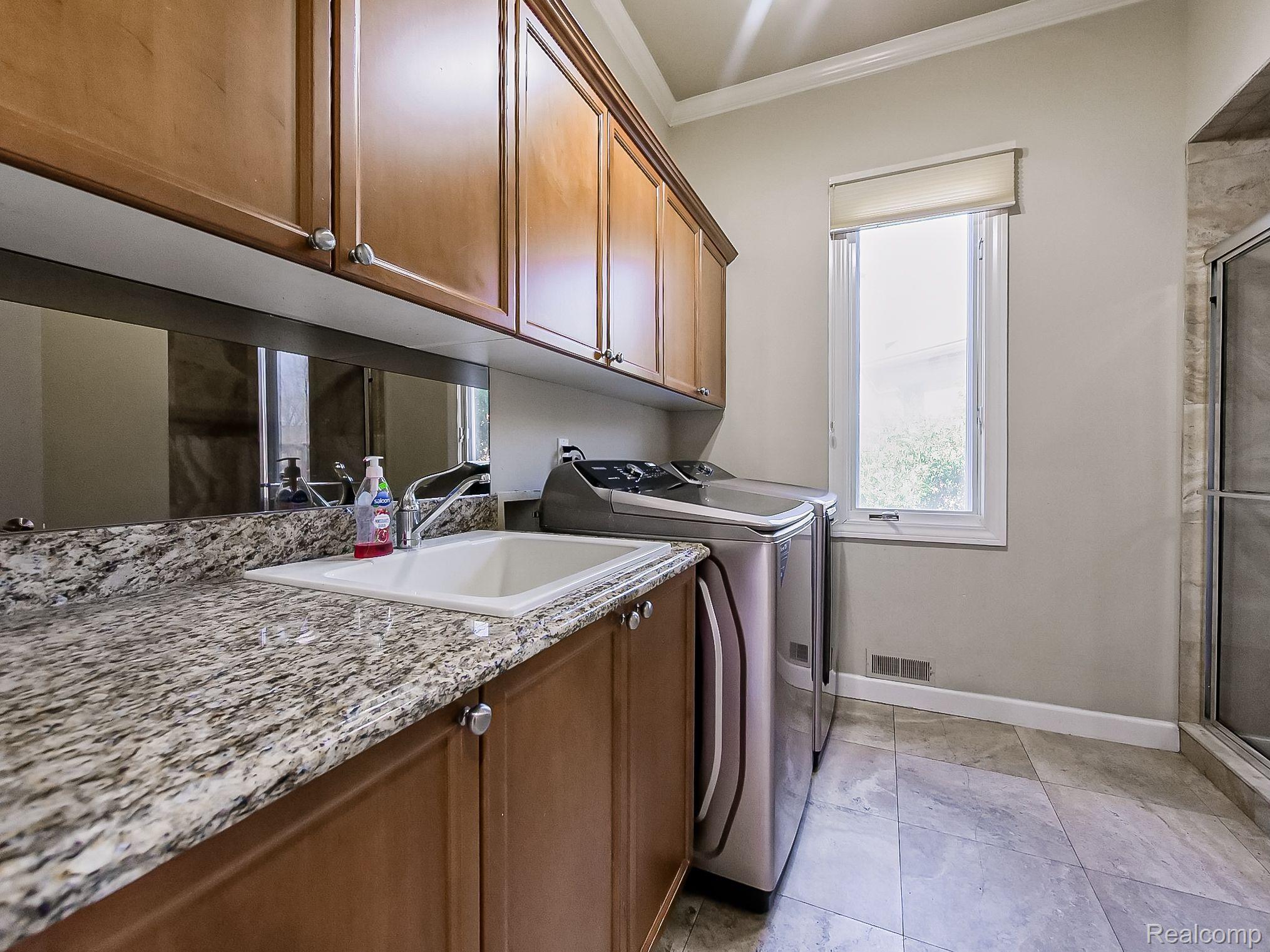 6265 BRANFORD Drive