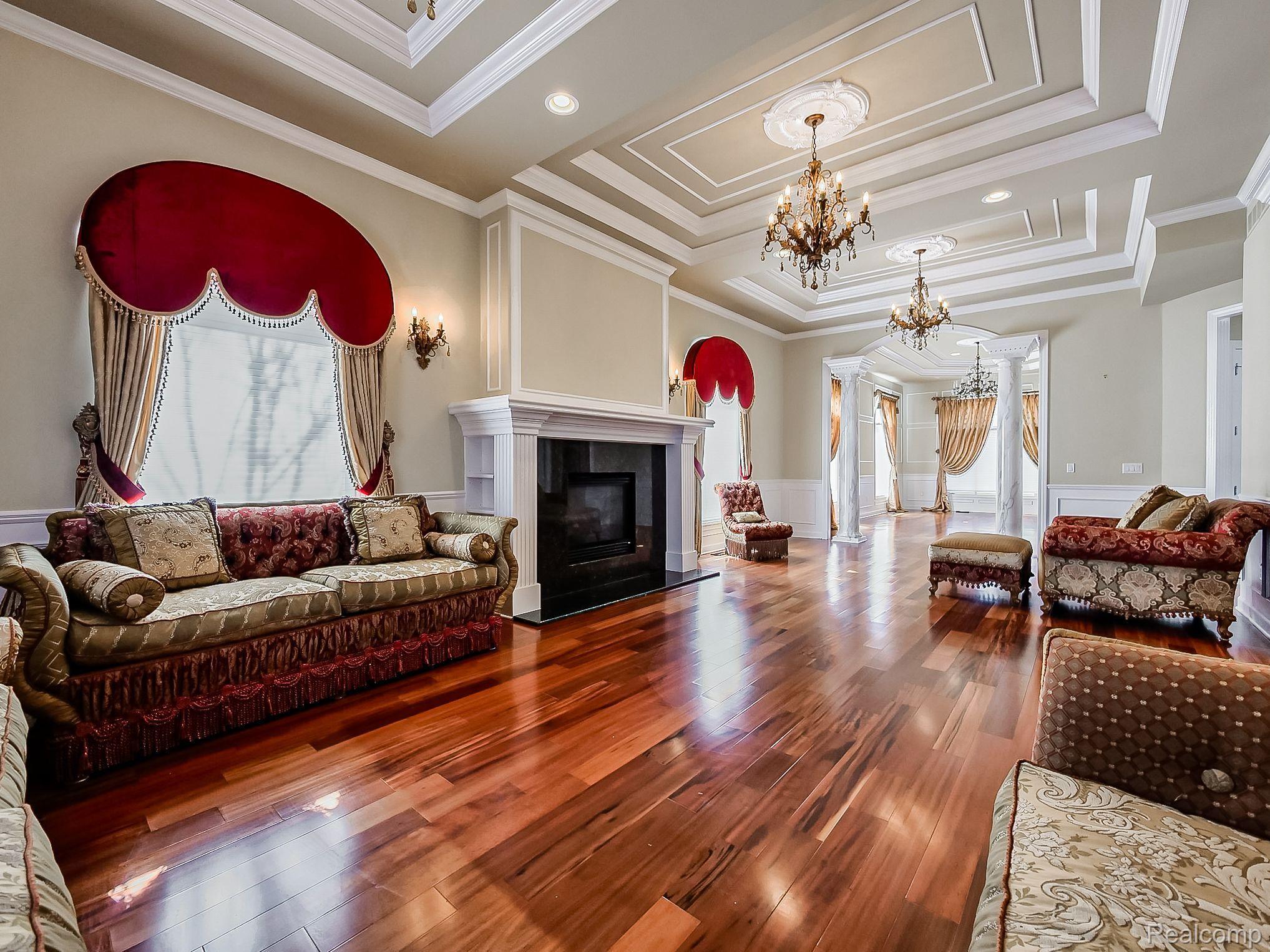 6265 BRANFORD Drive