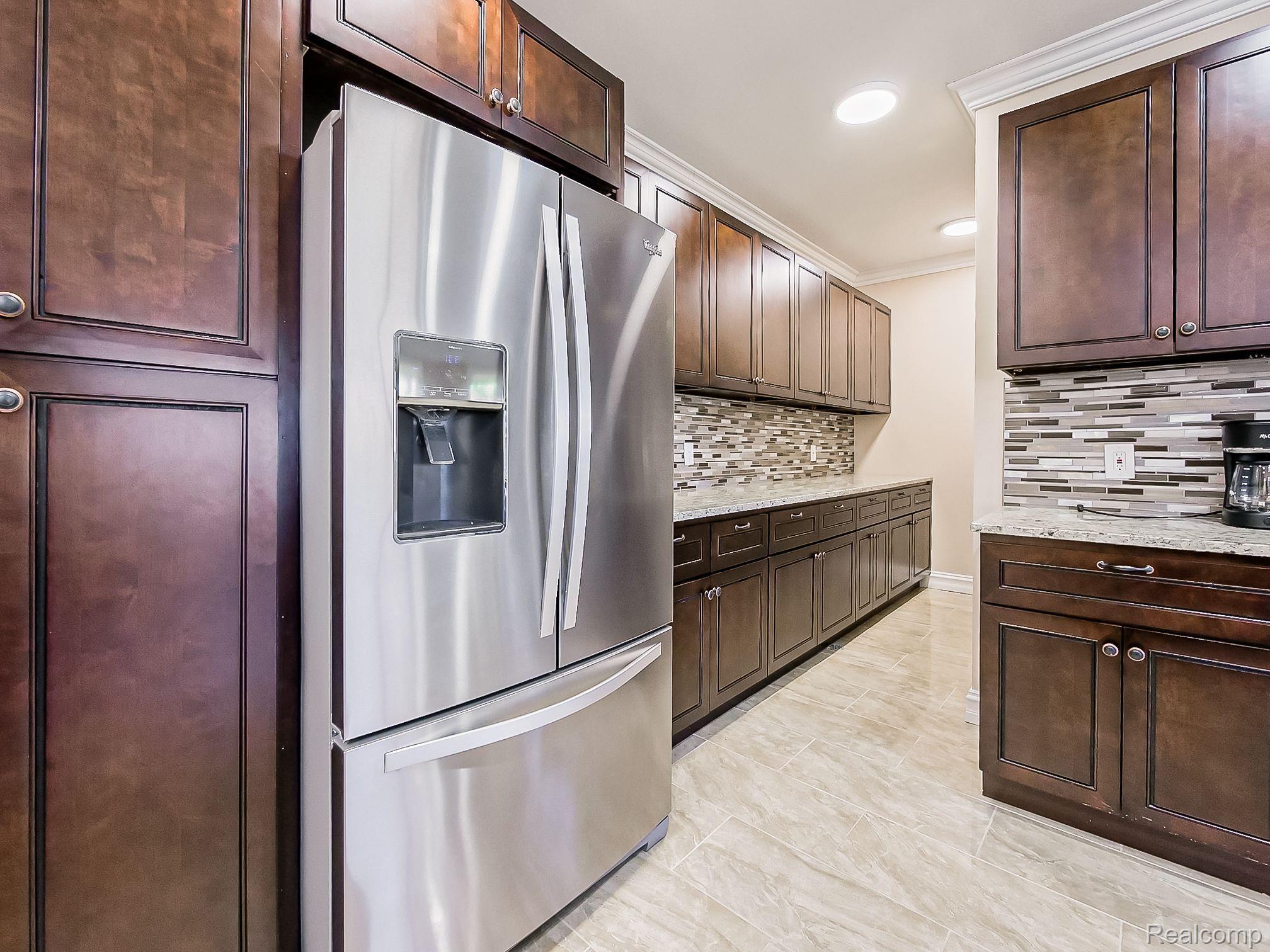 6265 BRANFORD Drive