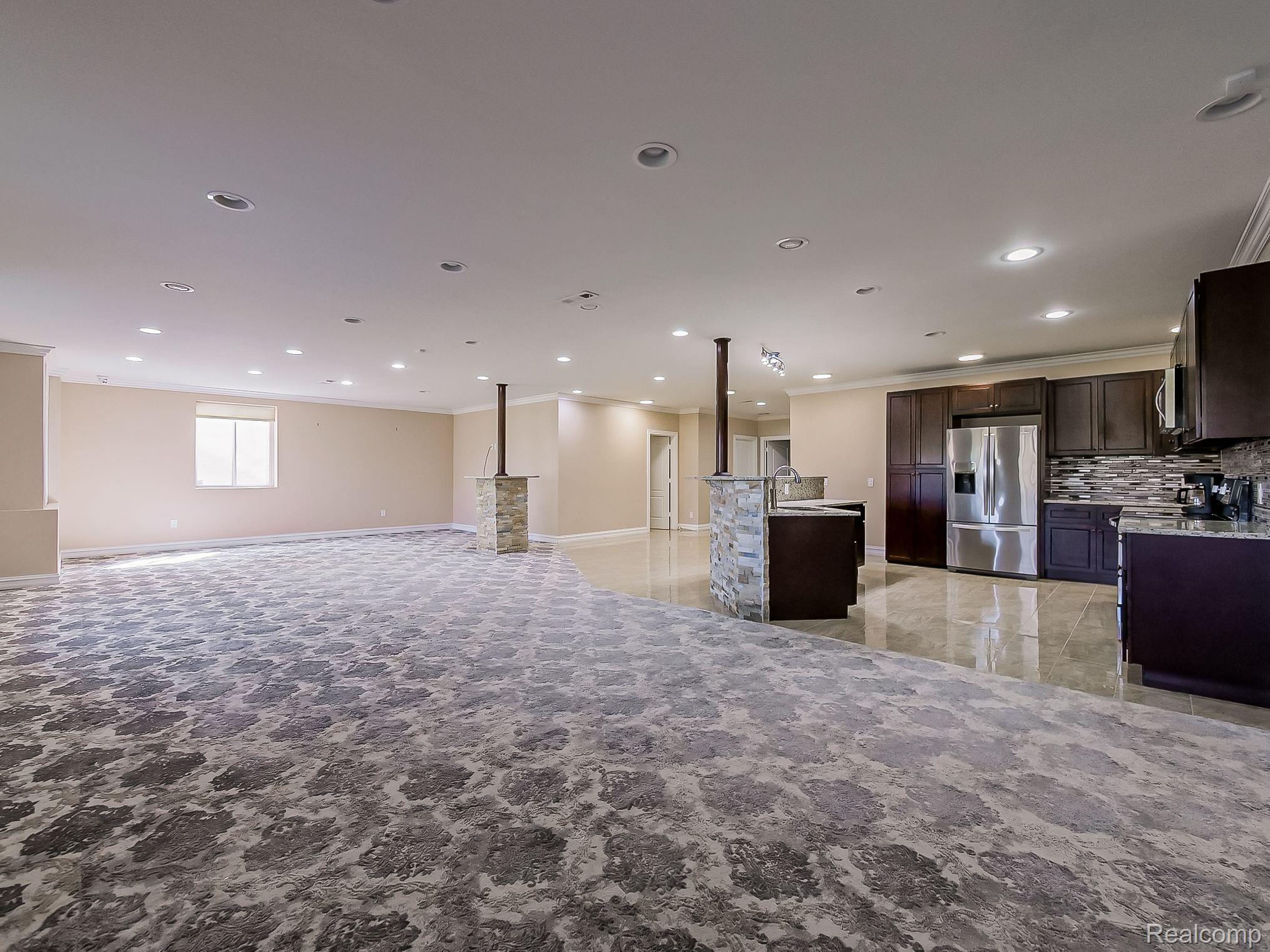 6265 BRANFORD Drive
