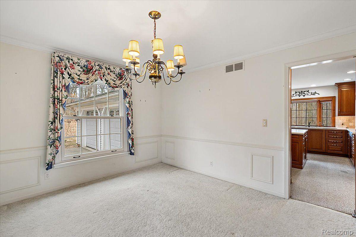 1828 NORTHUMBERLAND Drive