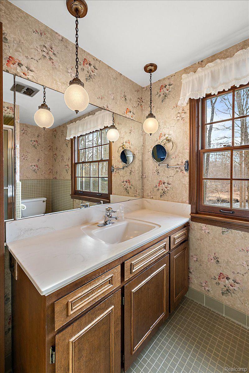 1828 NORTHUMBERLAND Drive