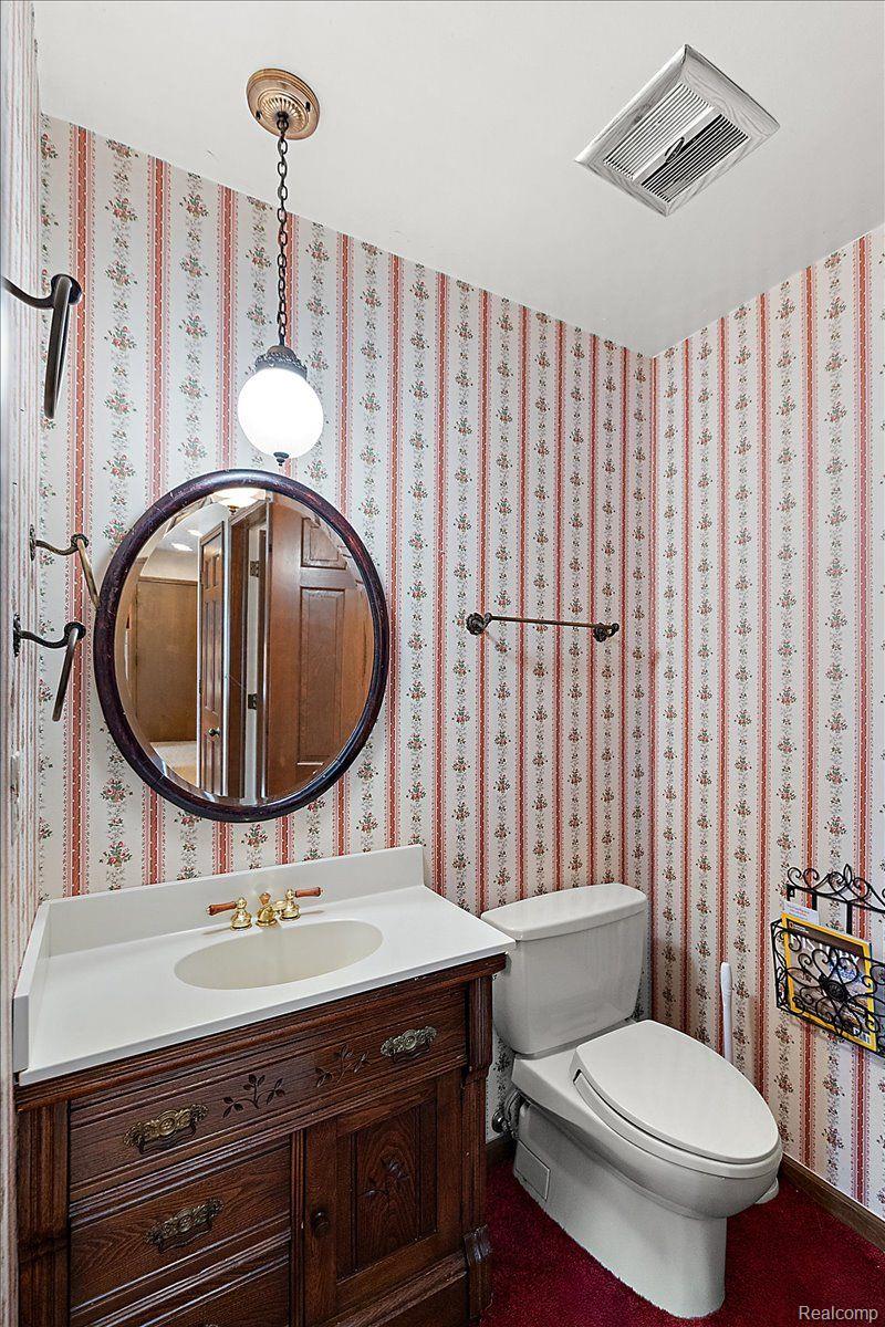 1828 NORTHUMBERLAND Drive