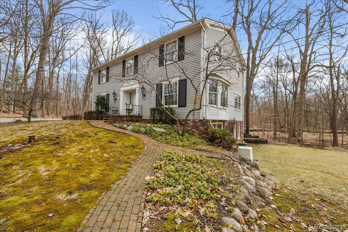 1828 NORTHUMBERLAND Drive