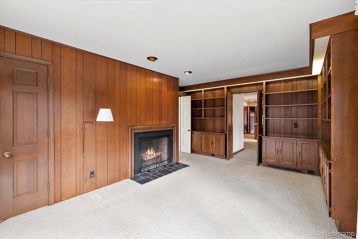 1828 NORTHUMBERLAND Drive