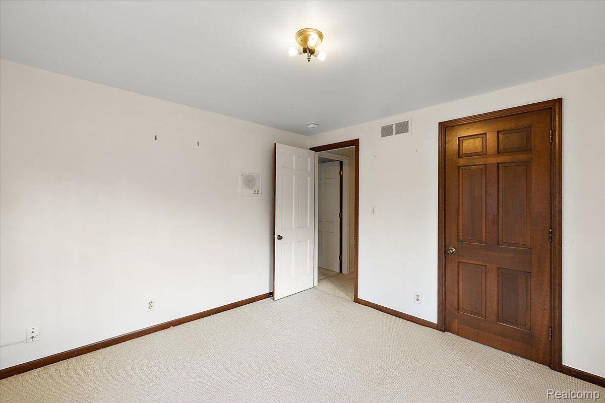 1828 NORTHUMBERLAND Drive