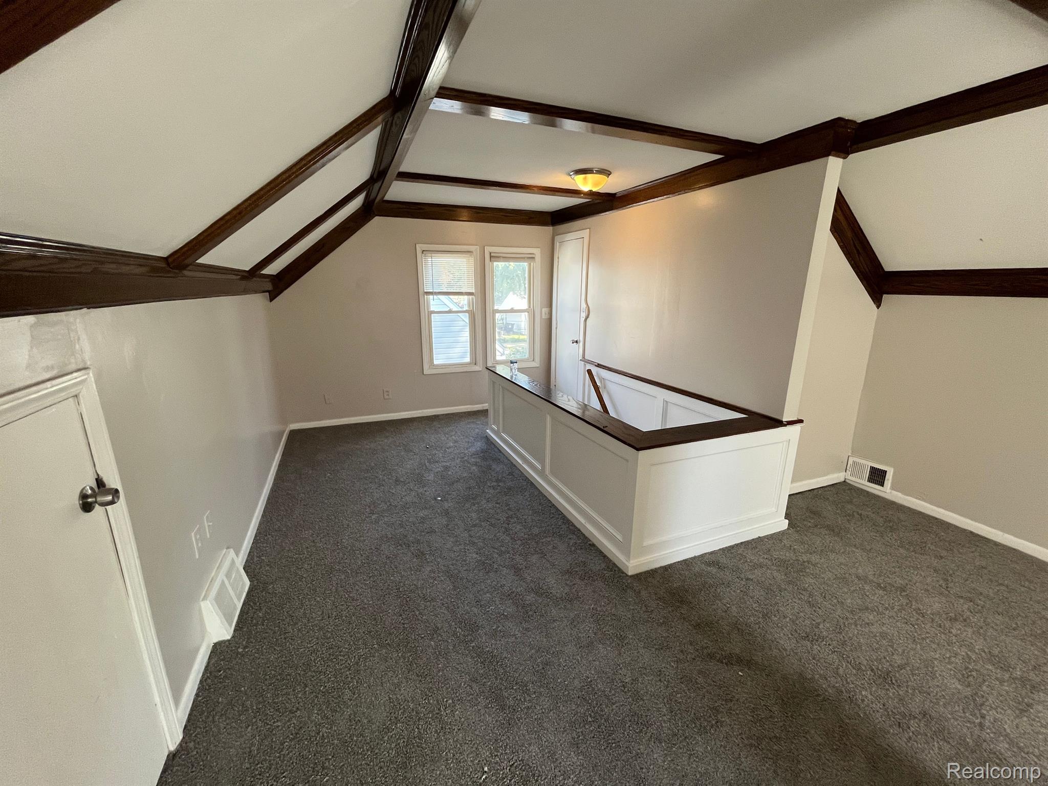 18474 Glenmore