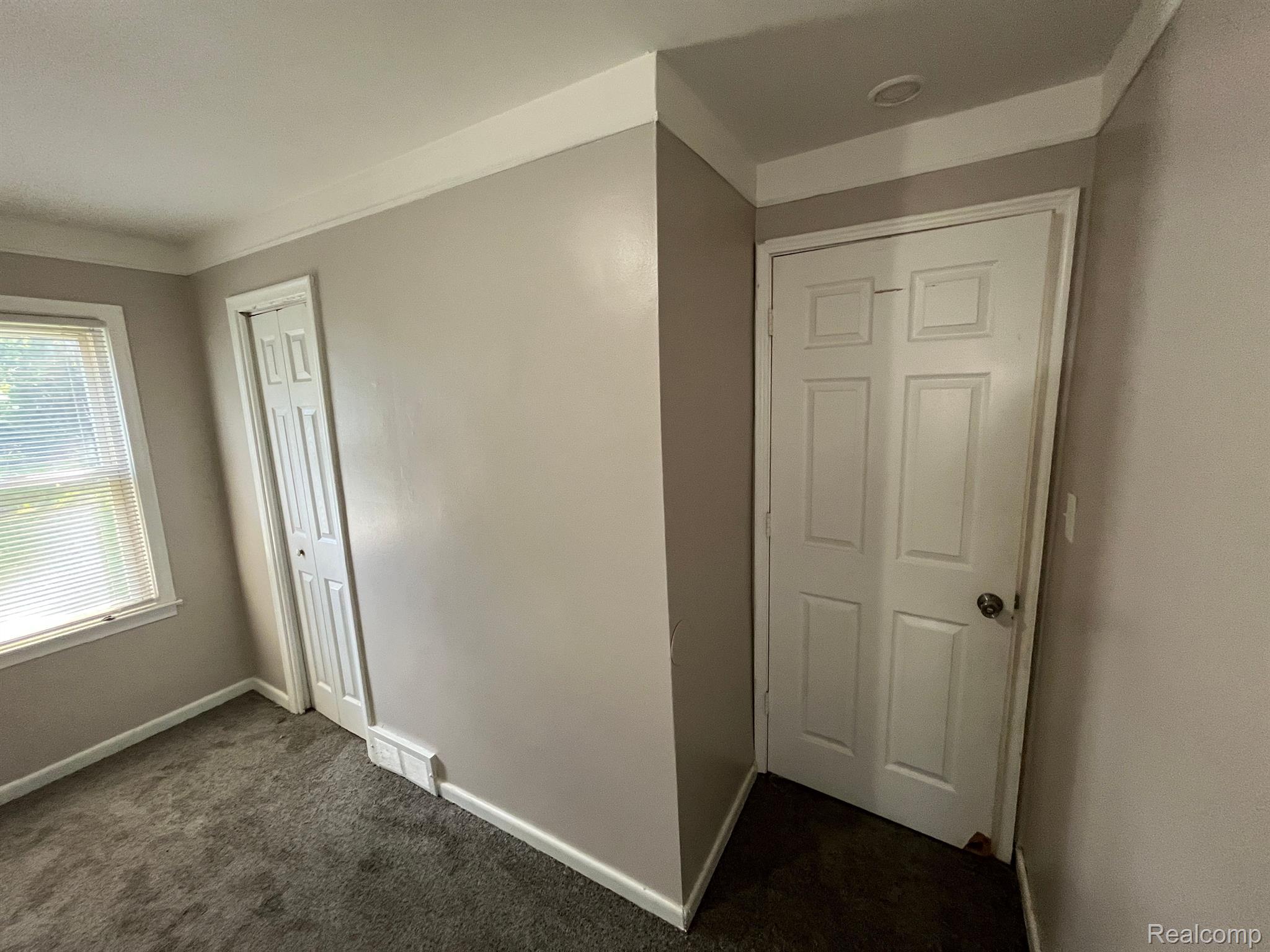 18474 Glenmore