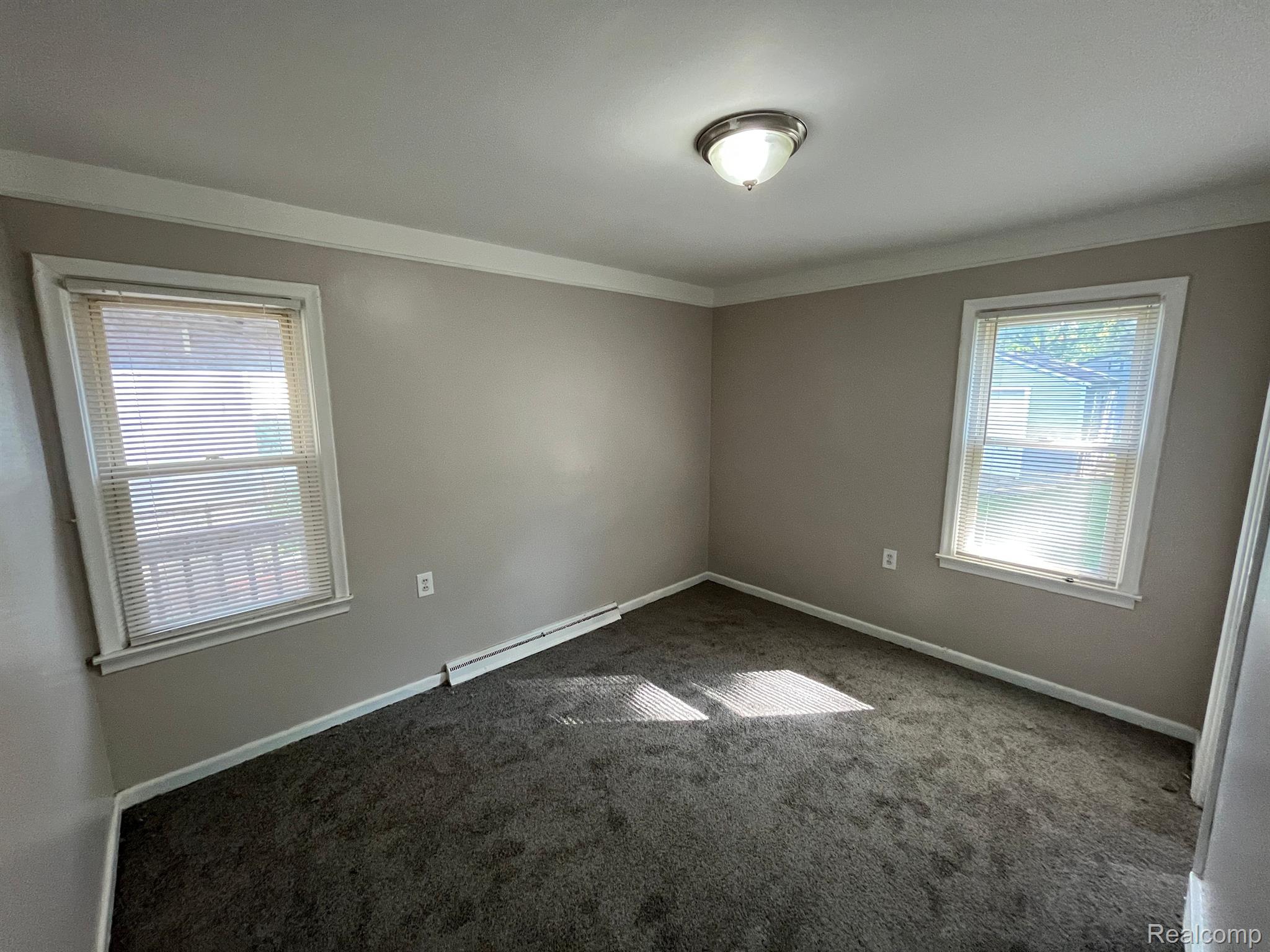 18474 Glenmore