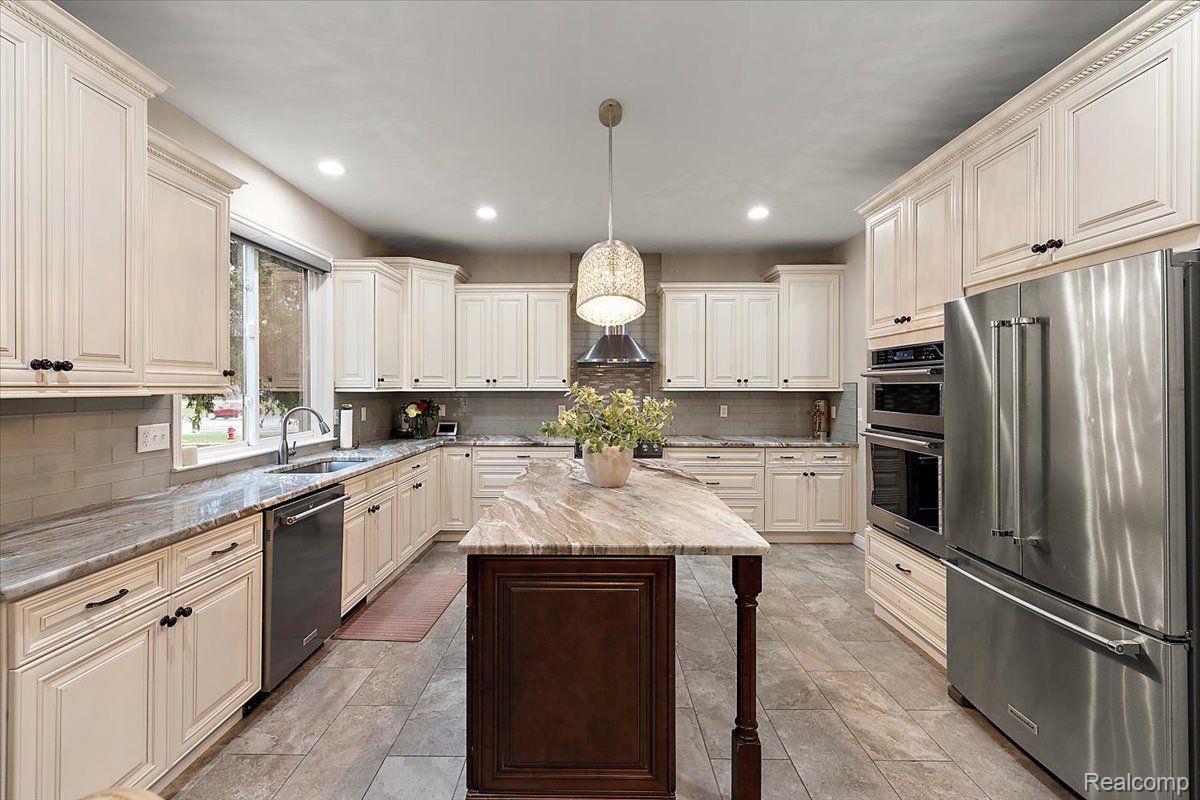 3973 LISA MARIE Drive