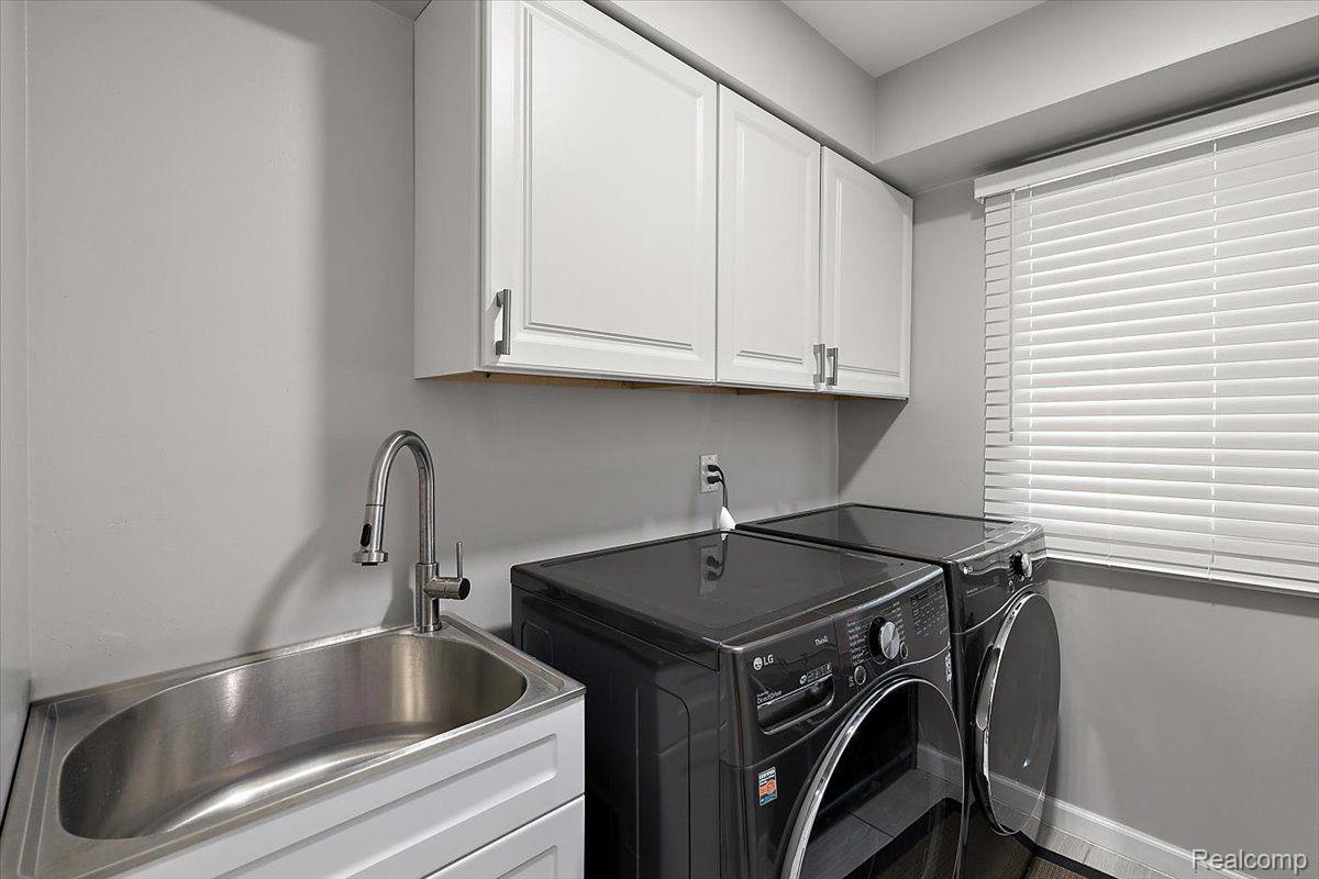 1335 BEMBRIDGE Drive