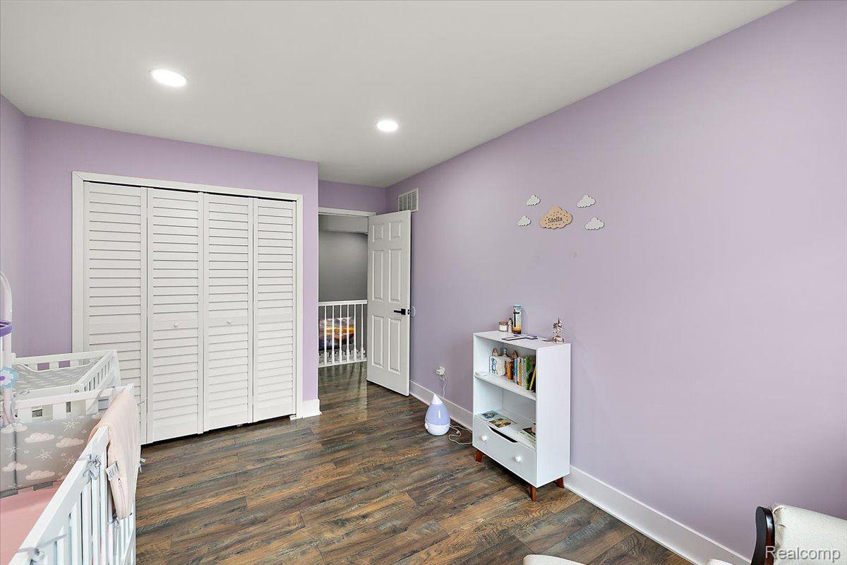 1335 BEMBRIDGE Drive