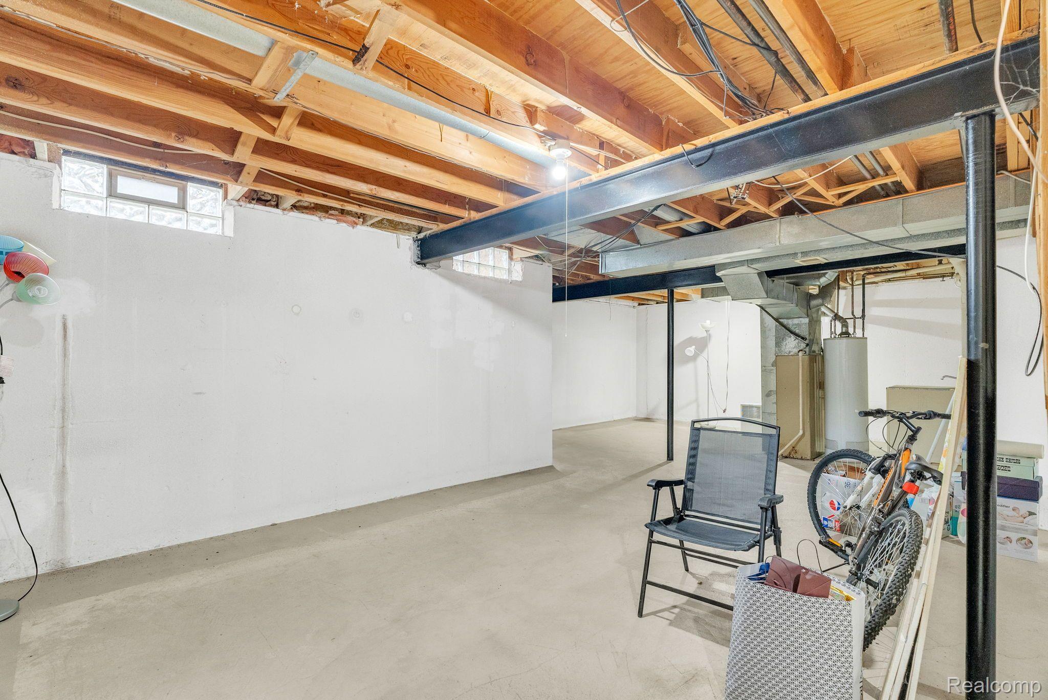 37231 GLENBROOK Drive