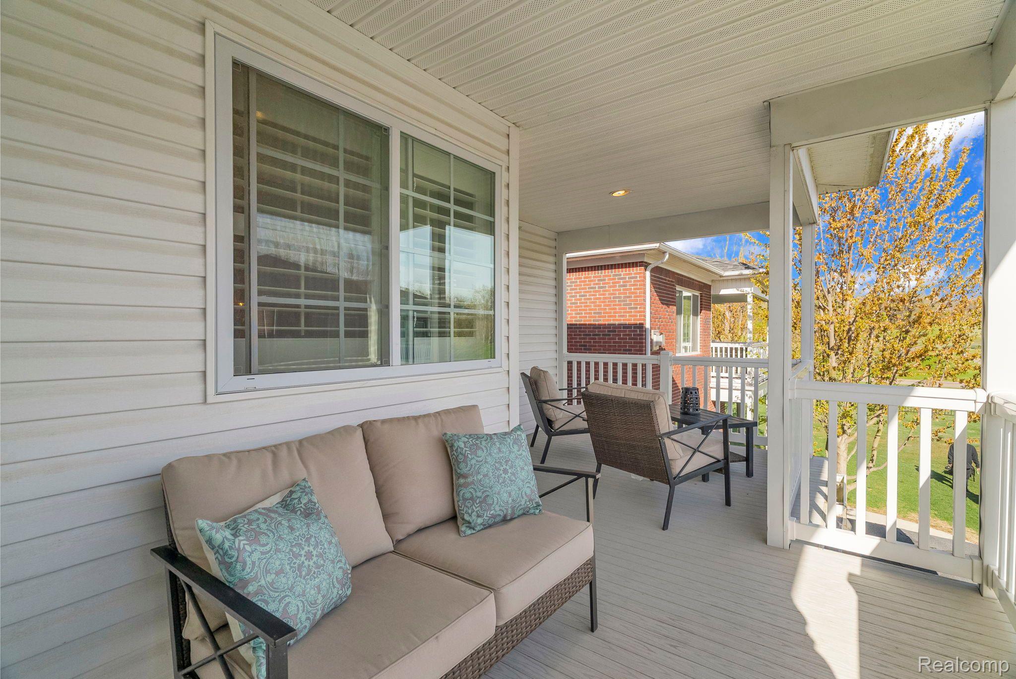 6985 BOULDER POINTE Drive