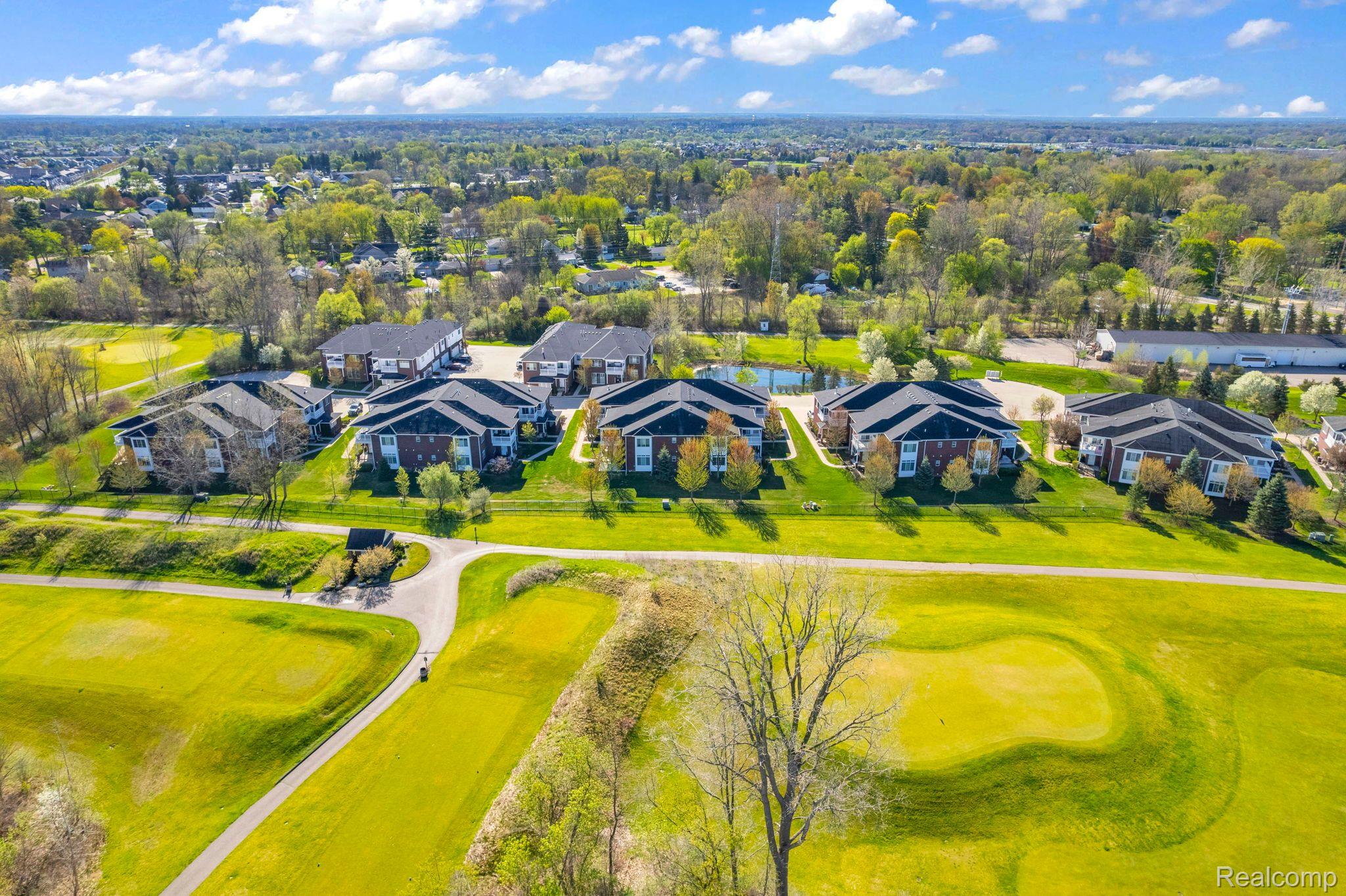 6985 BOULDER POINTE Drive