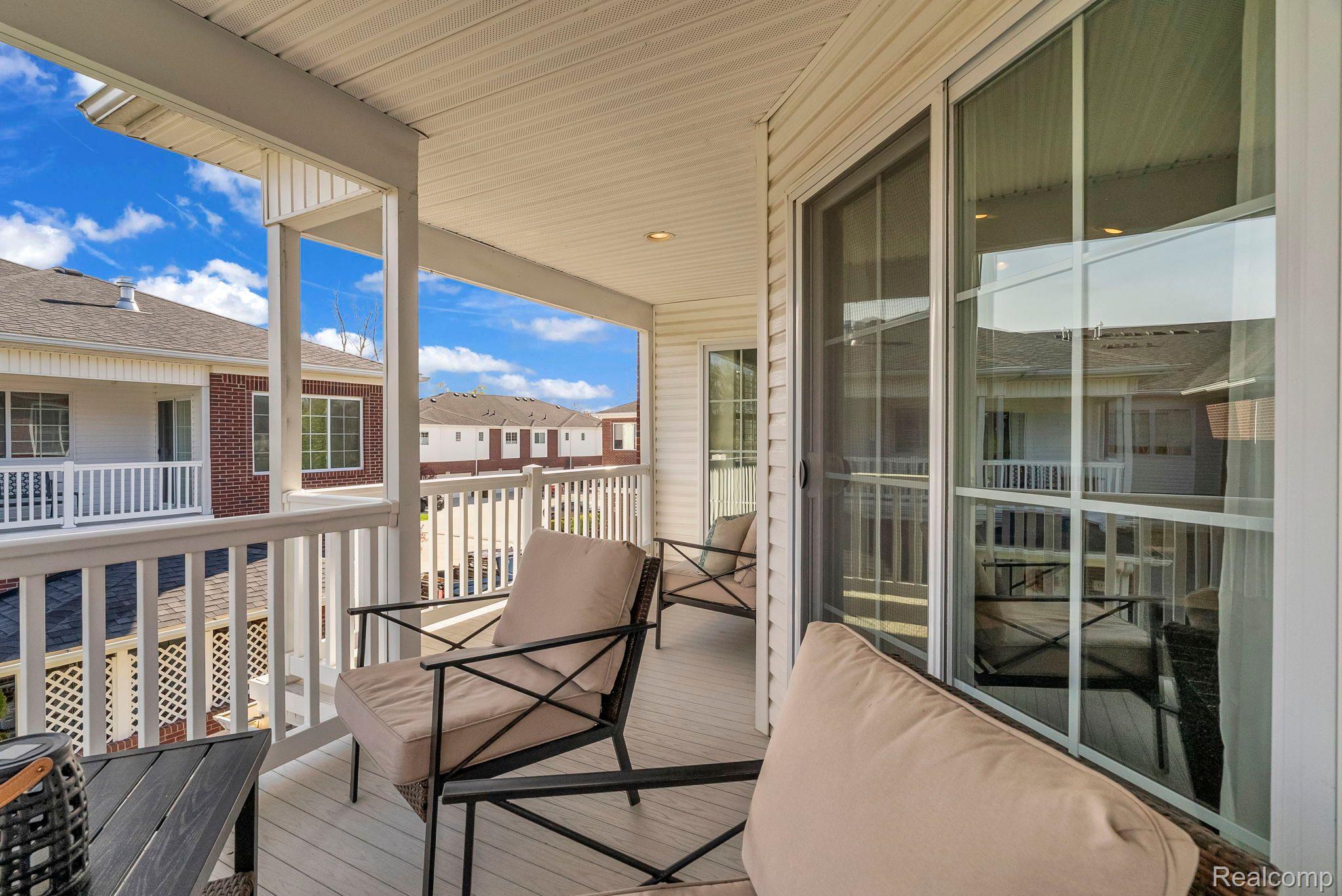 6985 BOULDER POINTE Drive