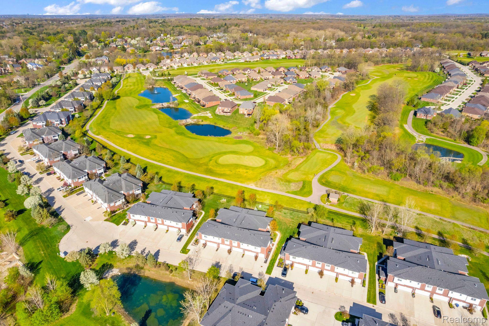 6985 BOULDER POINTE Drive